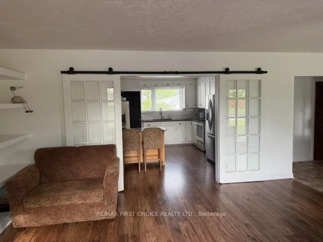 Photo 5 of 177 Windemere Avenue N, Thunder Bay, College Heights — HOMEH
