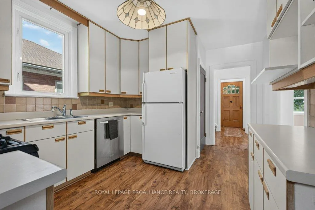 Photo 15 of 53 Dundas Street, Kingston, Central City East — HOMEH