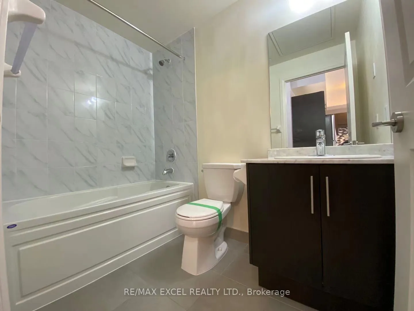 Photo 14 of Unit 903, 9506 Markham Road, Markham, Wismer — HOMEH