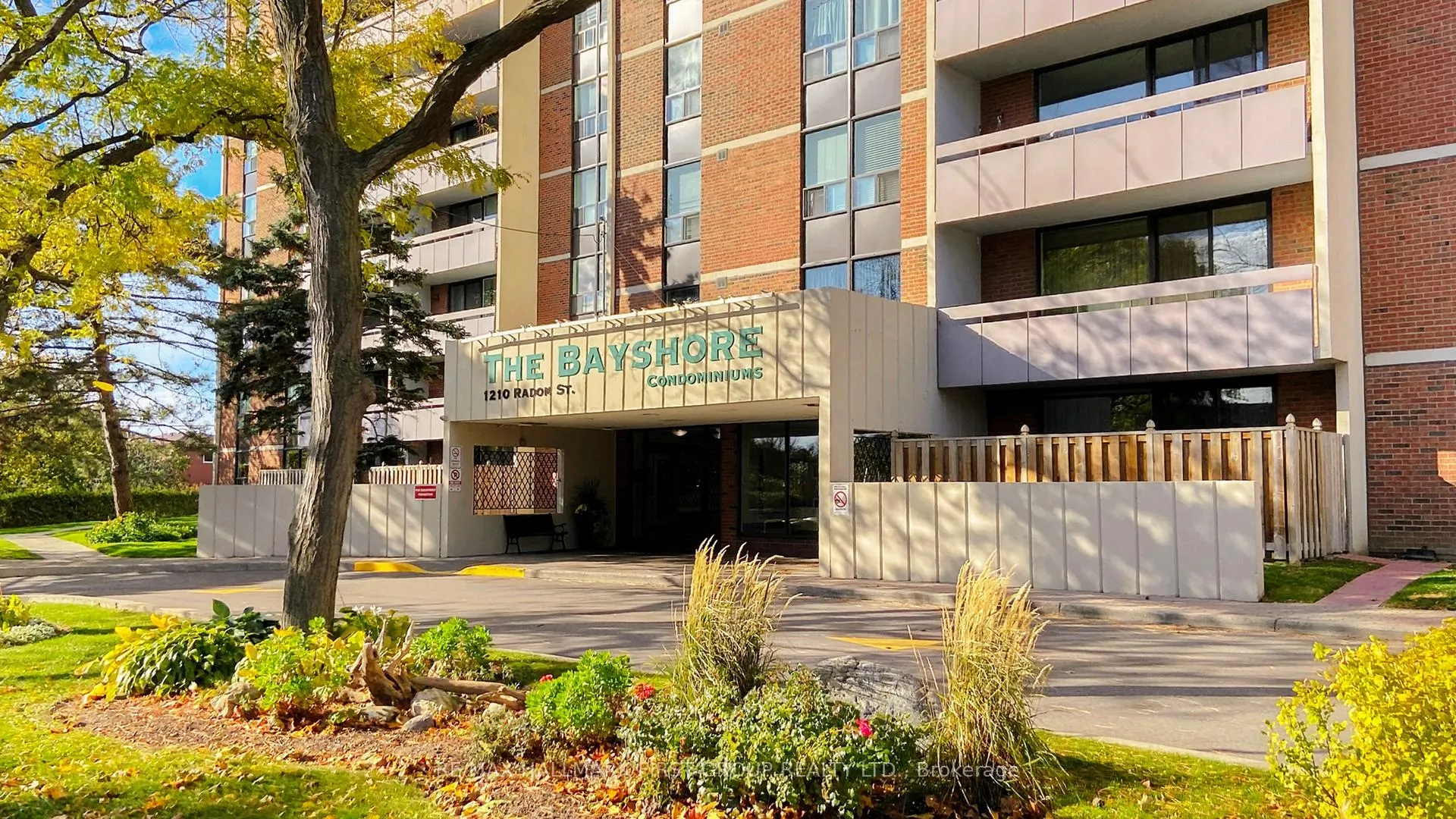 Photo 3 of Unit 509, 1210 Radom Street, Pickering, Bay Ridges — HOMEH