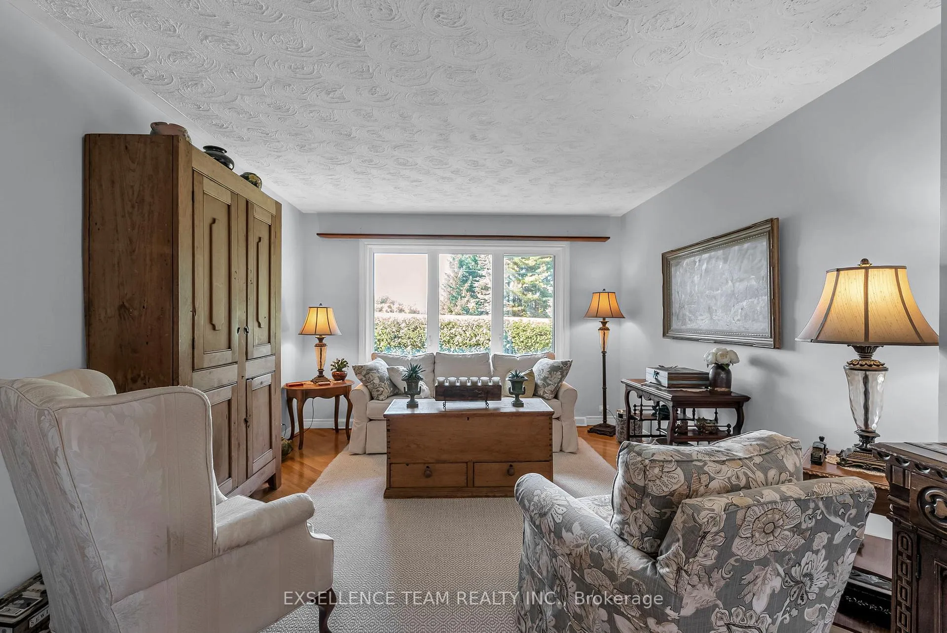 Photo 9 of 7 Hillview Circle, Champlain, Vankleek Hill — HOMEH