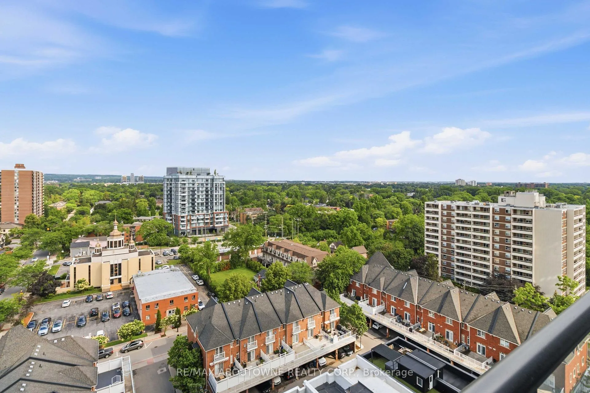 Photo 24 of Unit 2011, 2075 Lakeshore Road, Burlington, Brant — HOMEH