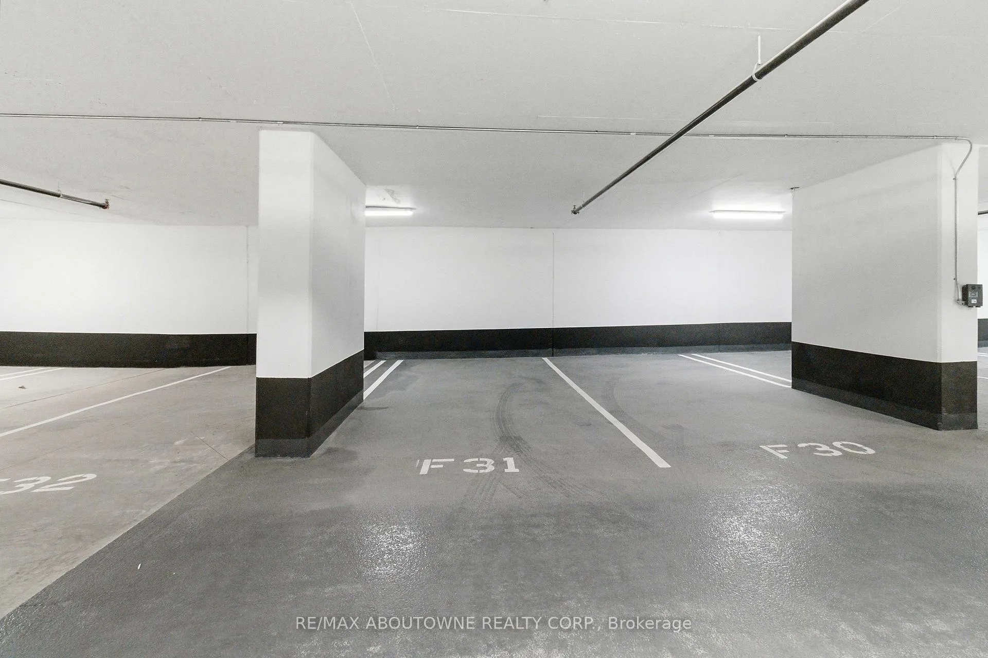 Photo 28 of Unit 2011, 2075 Lakeshore Road, Burlington, Brant — HOMEH