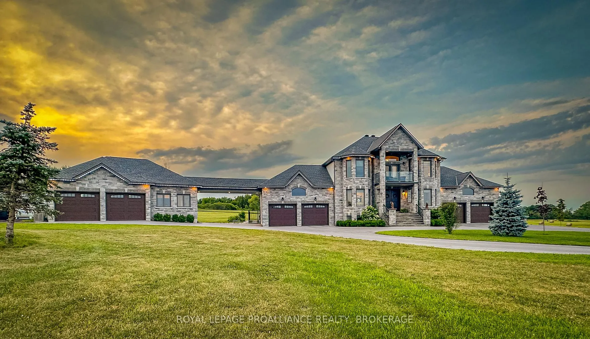 Photo 2 of 78 Aragon Road, Kingston, City North of 401 — HOMEH