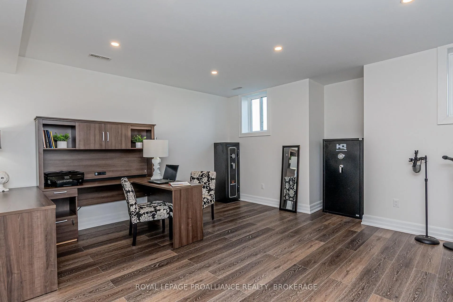 Photo 36 of 78 Aragon Road, Kingston, City North of 401 — HOMEH