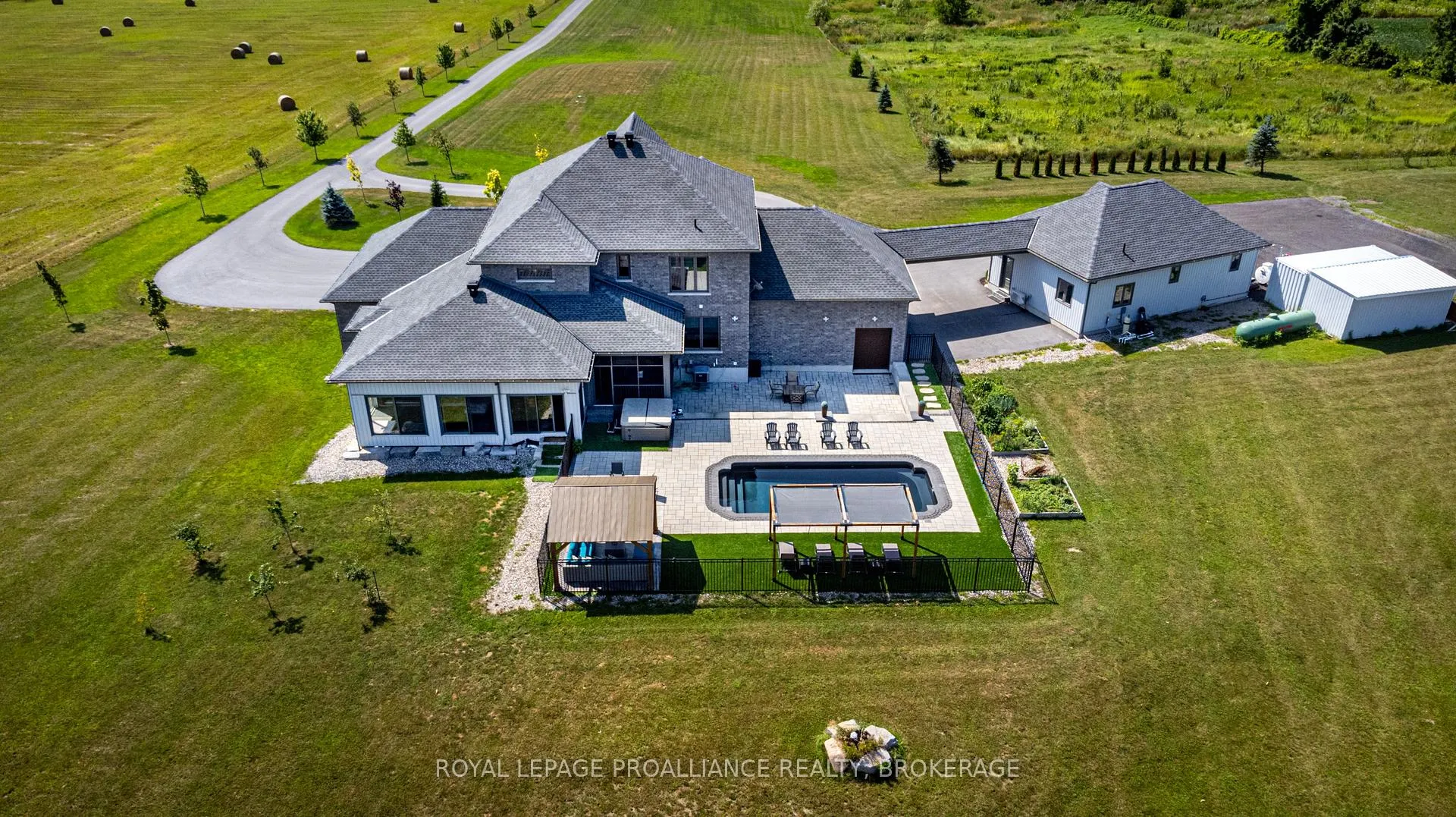 Photo 46 of 78 Aragon Road, Kingston, City North of 401 — HOMEH