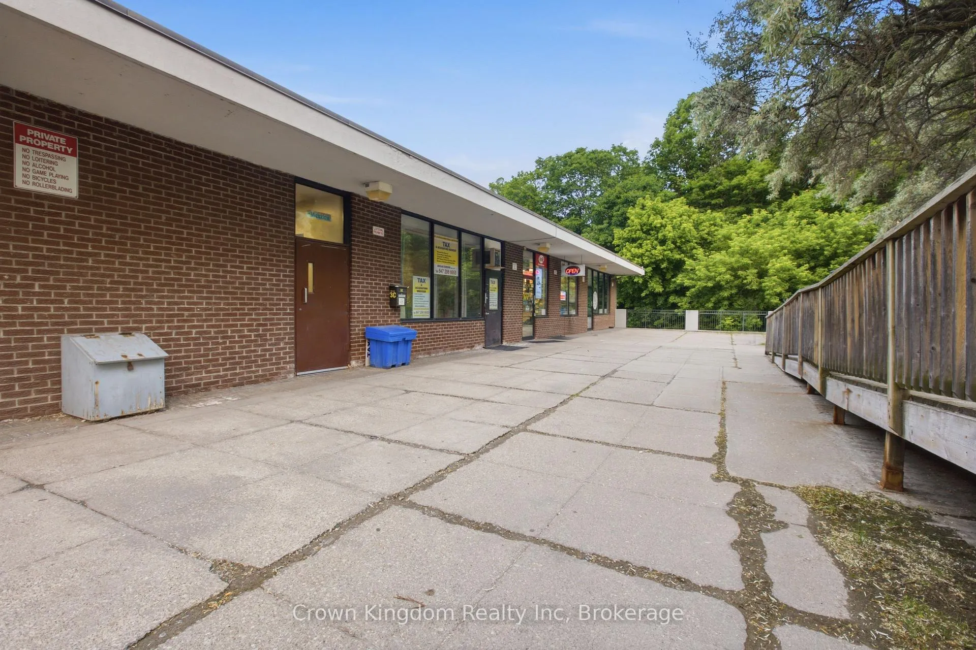 Photo 31 of Unit 1209, 20 Edgecliff Golfway, Toronto, Flemingdon Park — HOMEH