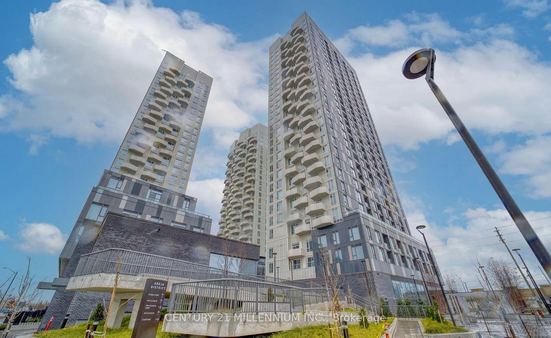 Photo 1 of Unit 2801, 498 Caldari Road, Vaughan, Concord — HOMEH
