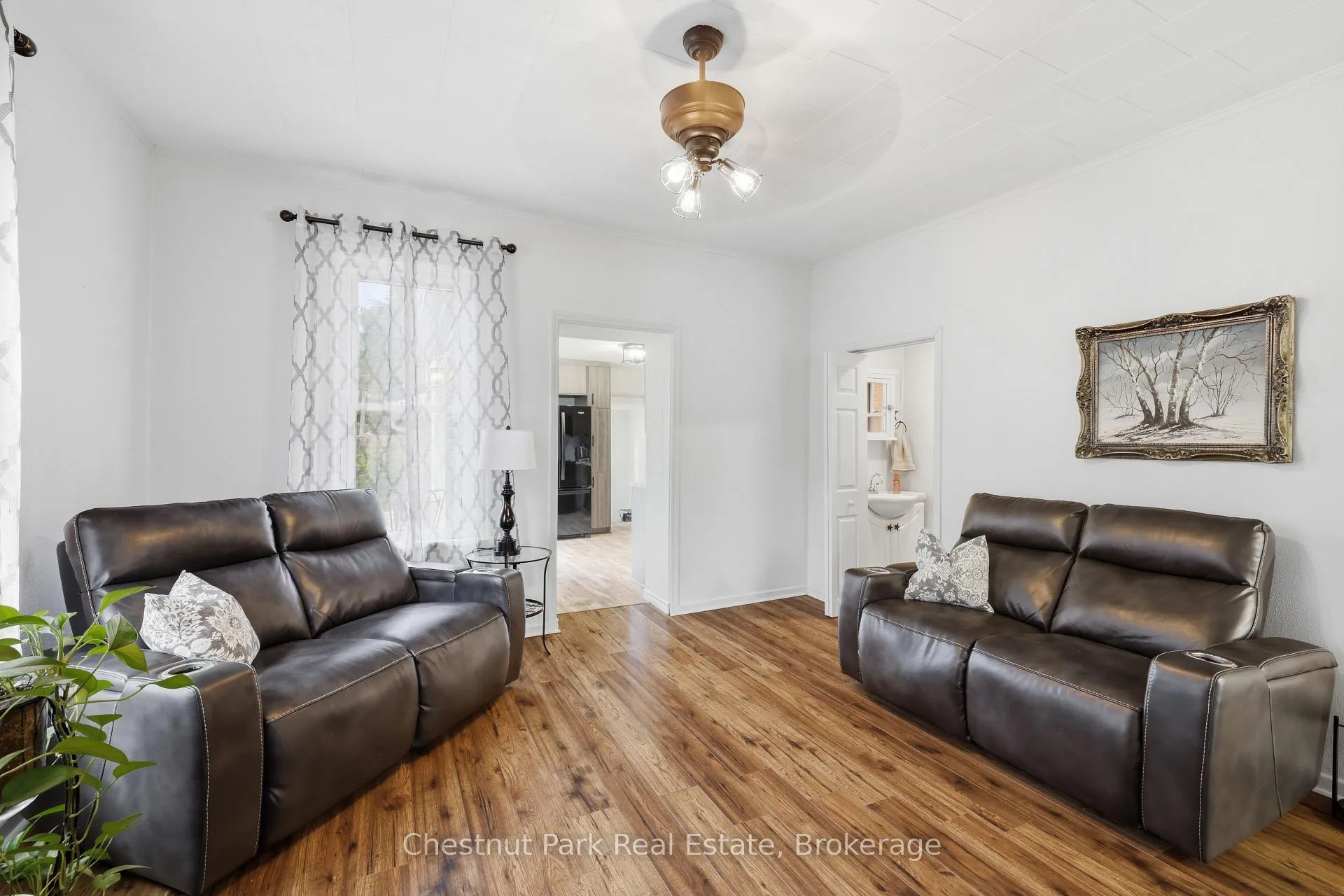Photo 9 of 1670 3rd Avenue W, Owen Sound — HOMEH