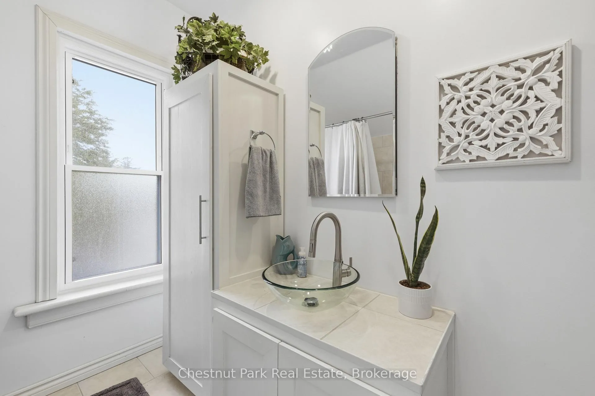Photo 27 of 1670 3rd Avenue W, Owen Sound — HOMEH