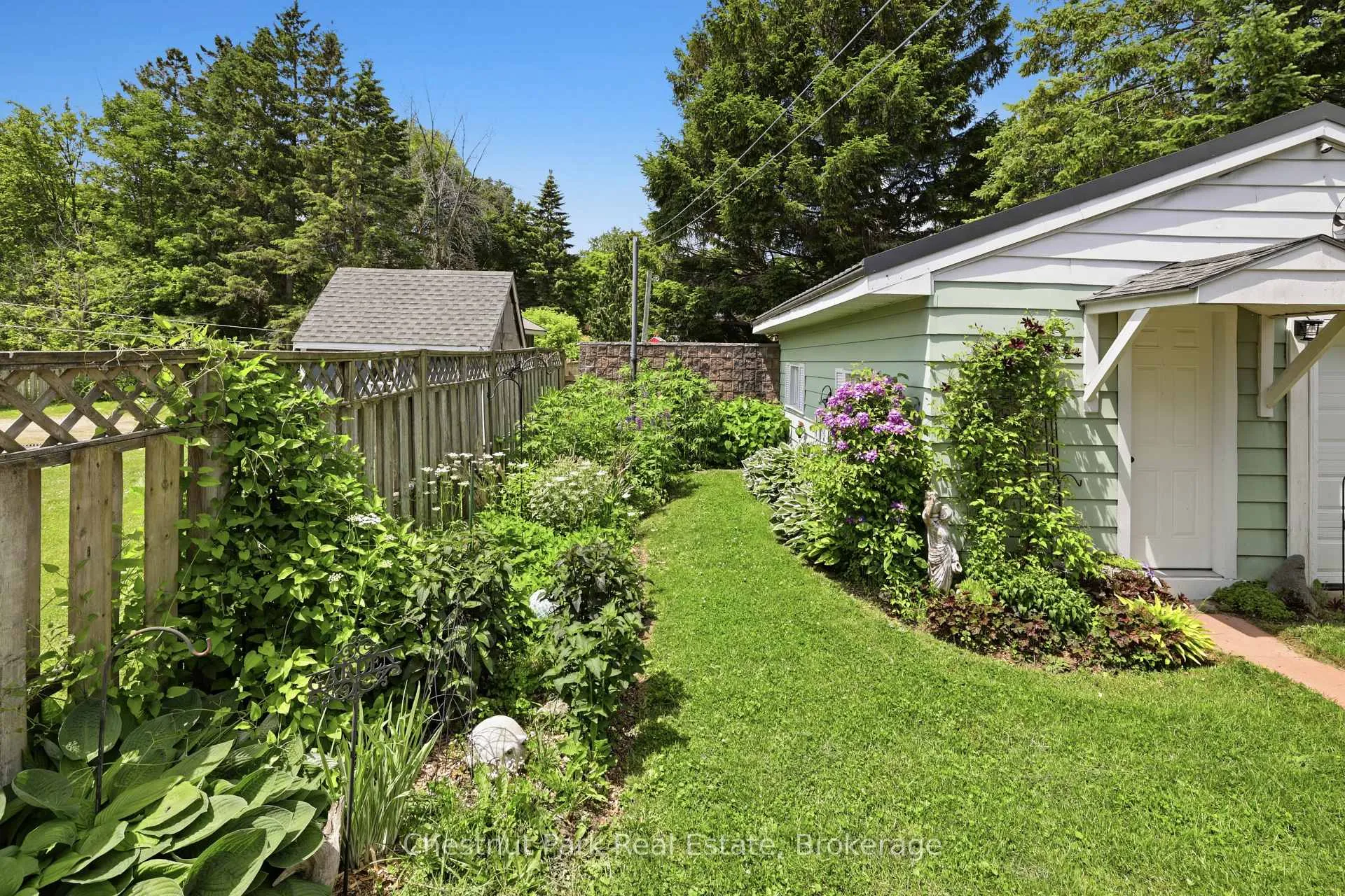 Photo 36 of 1670 3rd Avenue W, Owen Sound — HOMEH