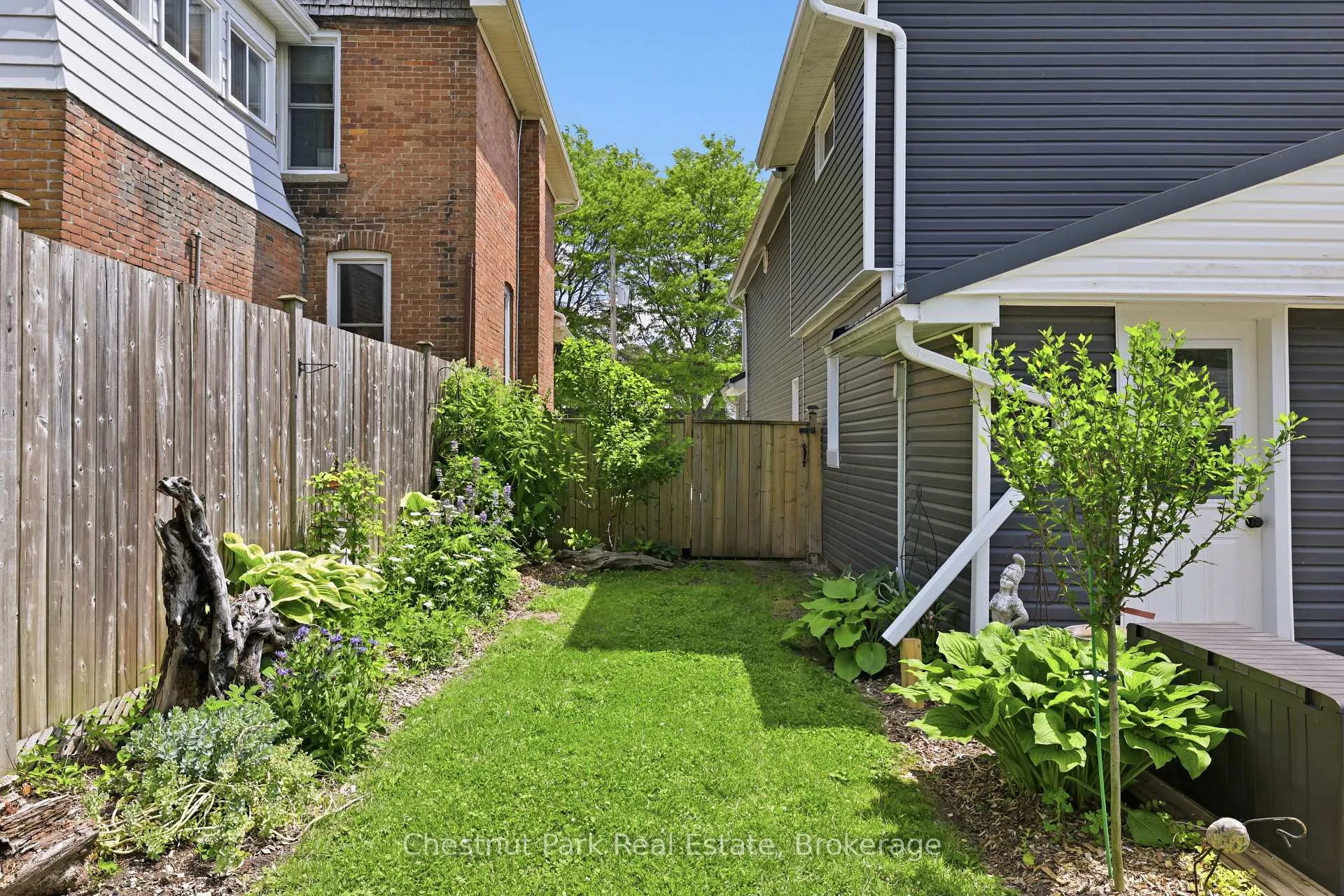 Photo 37 of 1670 3rd Avenue W, Owen Sound — HOMEH
