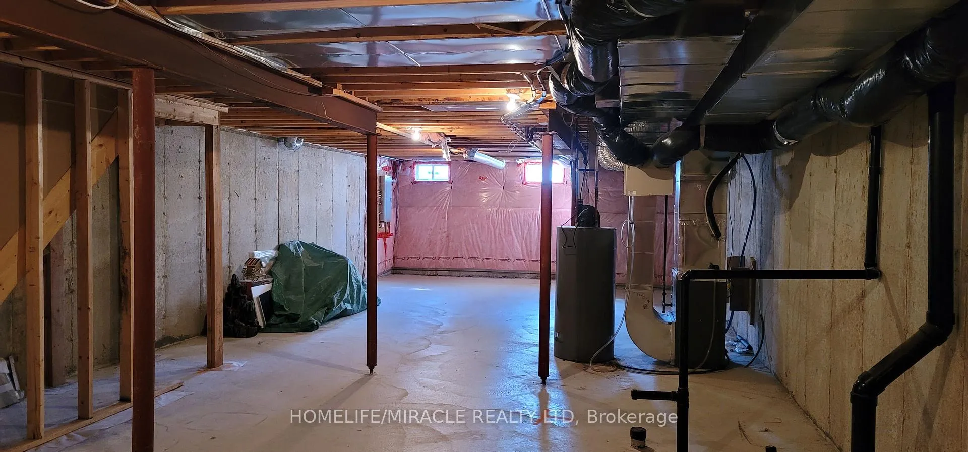 Photo 19 of 74 Hatton Court, Brampton, Credit Valley — HOMEH