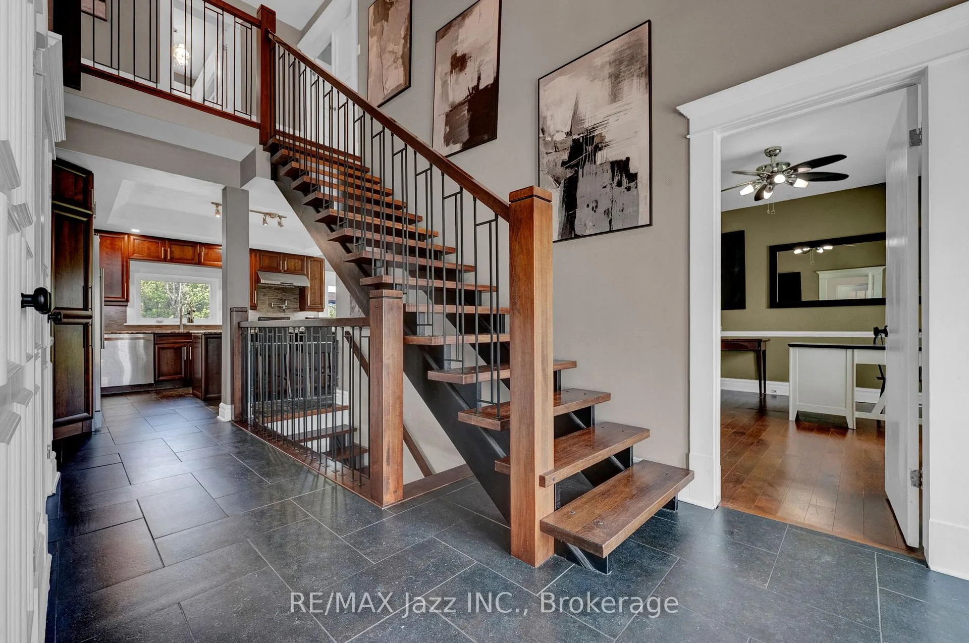 Photo 5 of 1674 Hooton Drive, Cavan Monaghan, Cavan Twp — HOMEH
