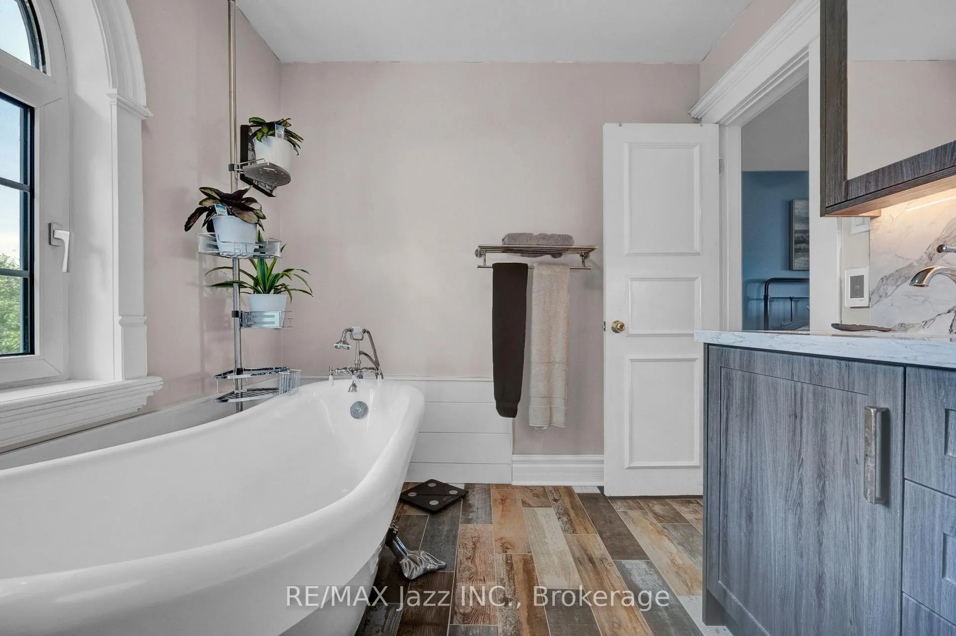 Photo 21 of 1674 Hooton Drive, Cavan Monaghan, Cavan Twp — HOMEH