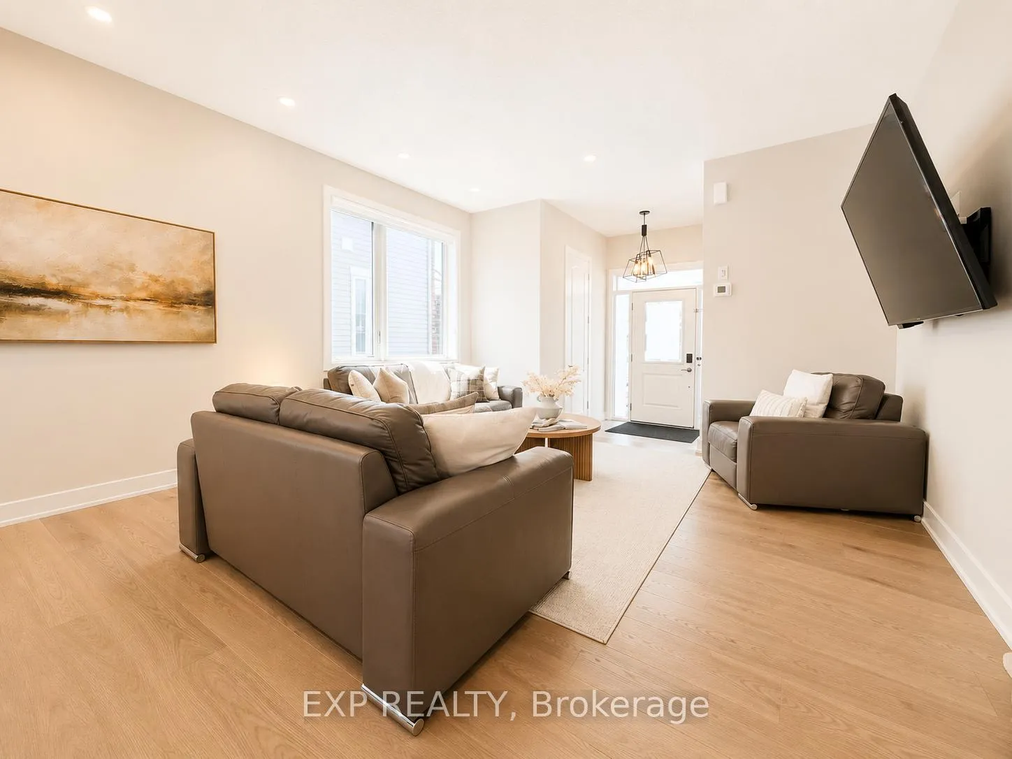 Photo 10 of 647 Crevier Walk, Ottawa, Chapel Hill South - Orleans Village — HOMEH