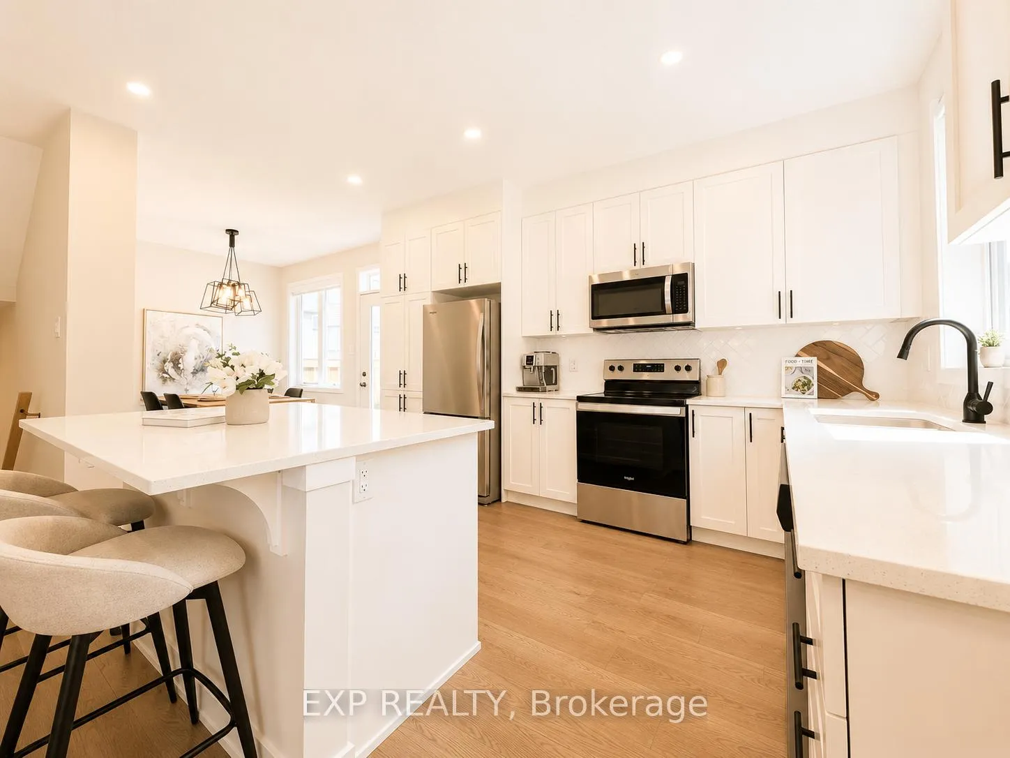 Photo 11 of 647 Crevier Walk, Ottawa, Chapel Hill South - Orleans Village — HOMEH
