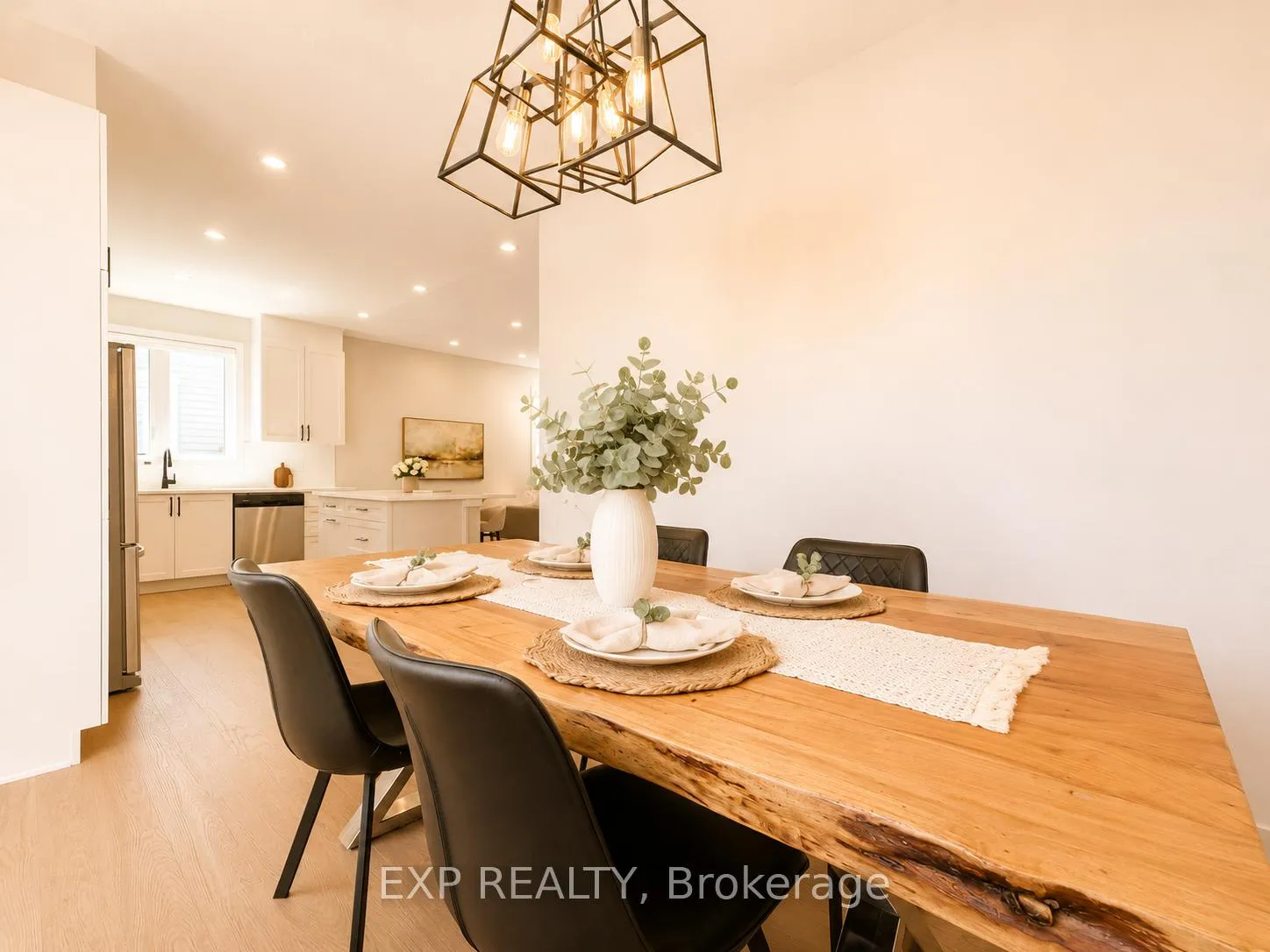 Photo 17 of 647 Crevier Walk, Ottawa, Chapel Hill South - Orleans Village — HOMEH