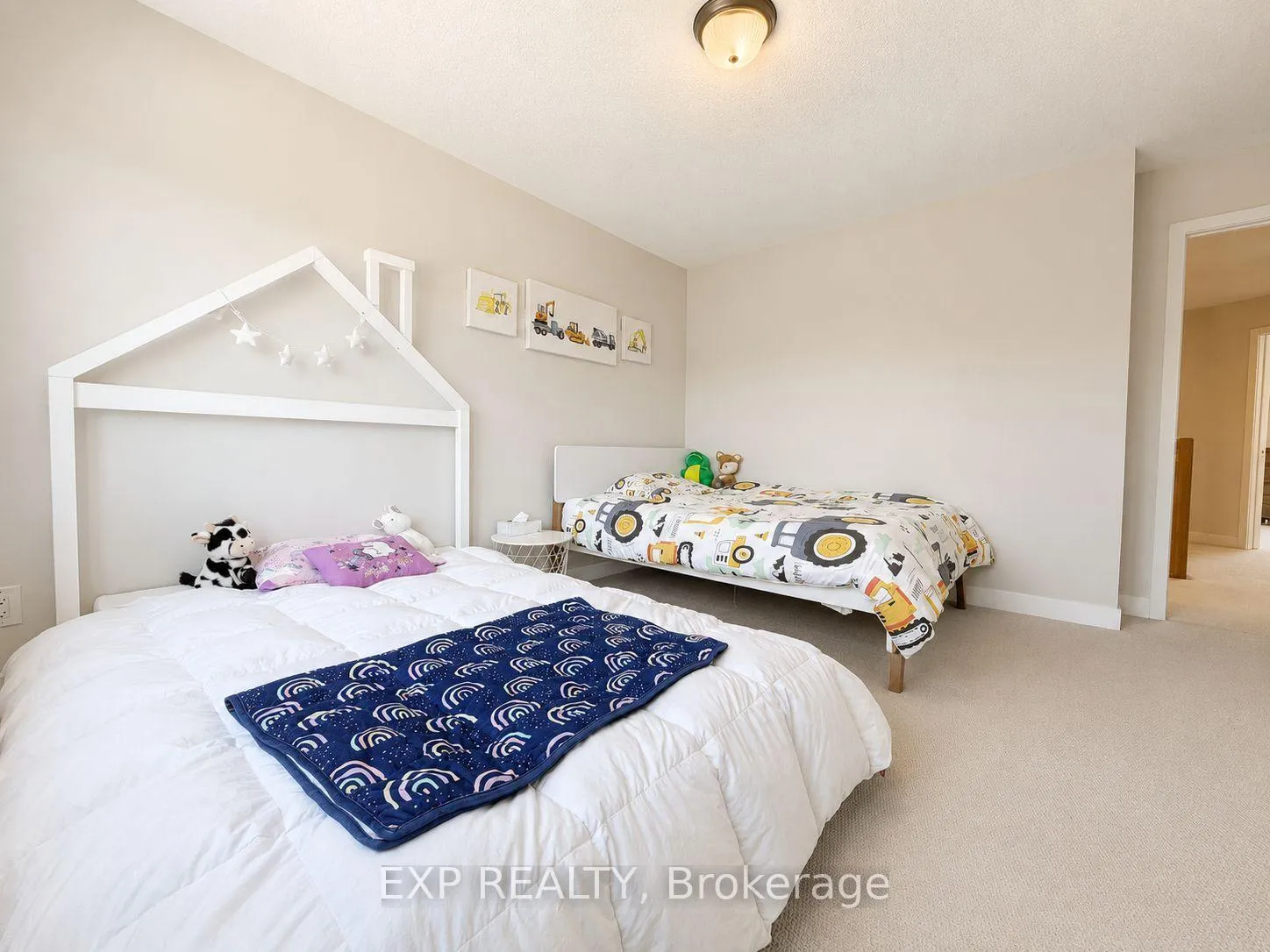 Photo 29 of 647 Crevier Walk, Ottawa, Chapel Hill South - Orleans Village — HOMEH
