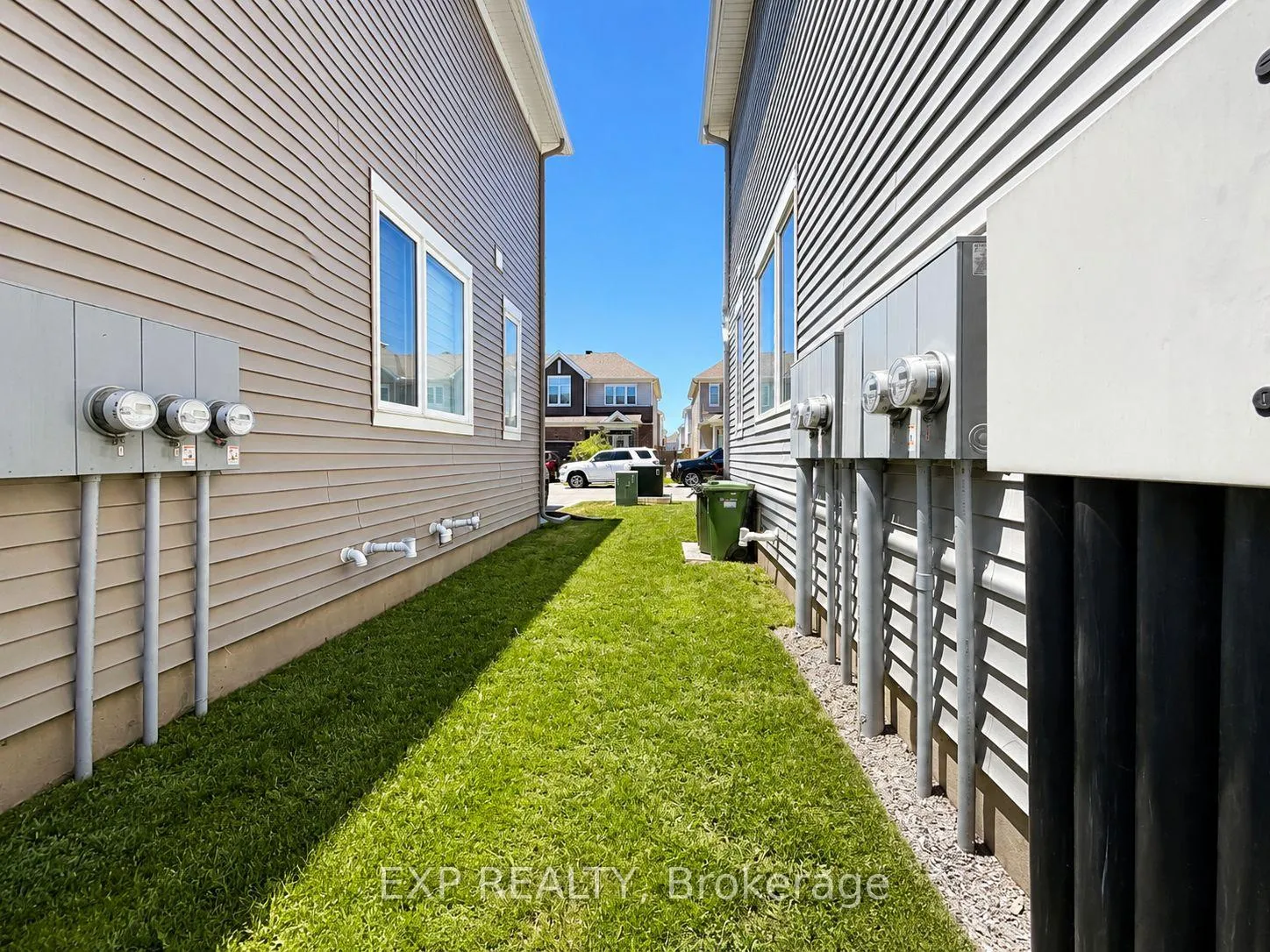 Photo 46 of 647 Crevier Walk, Ottawa, Chapel Hill South - Orleans Village — HOMEH