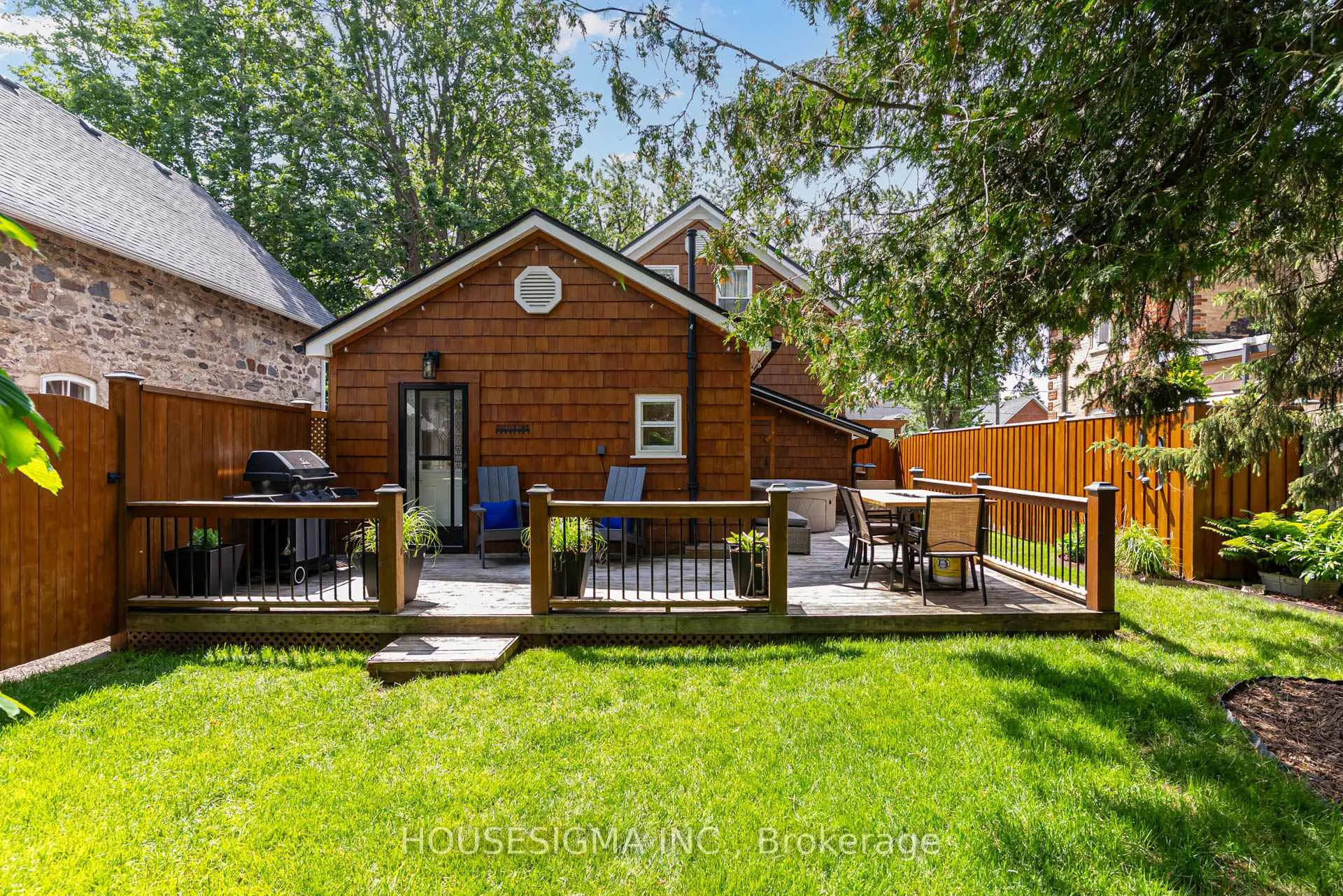 Photo 3 of 216 Second Avenue W, Shelburne — HOMEH