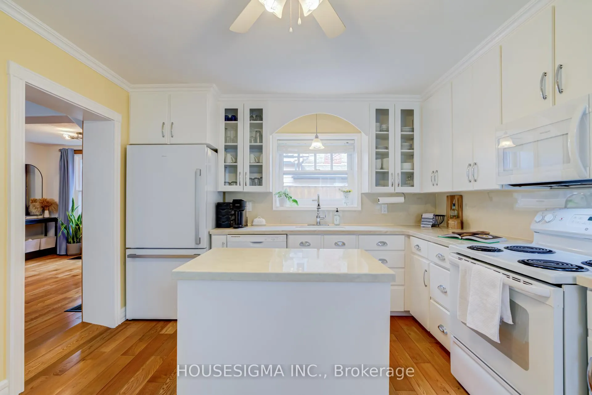 Photo 16 of 216 Second Avenue W, Shelburne — HOMEH