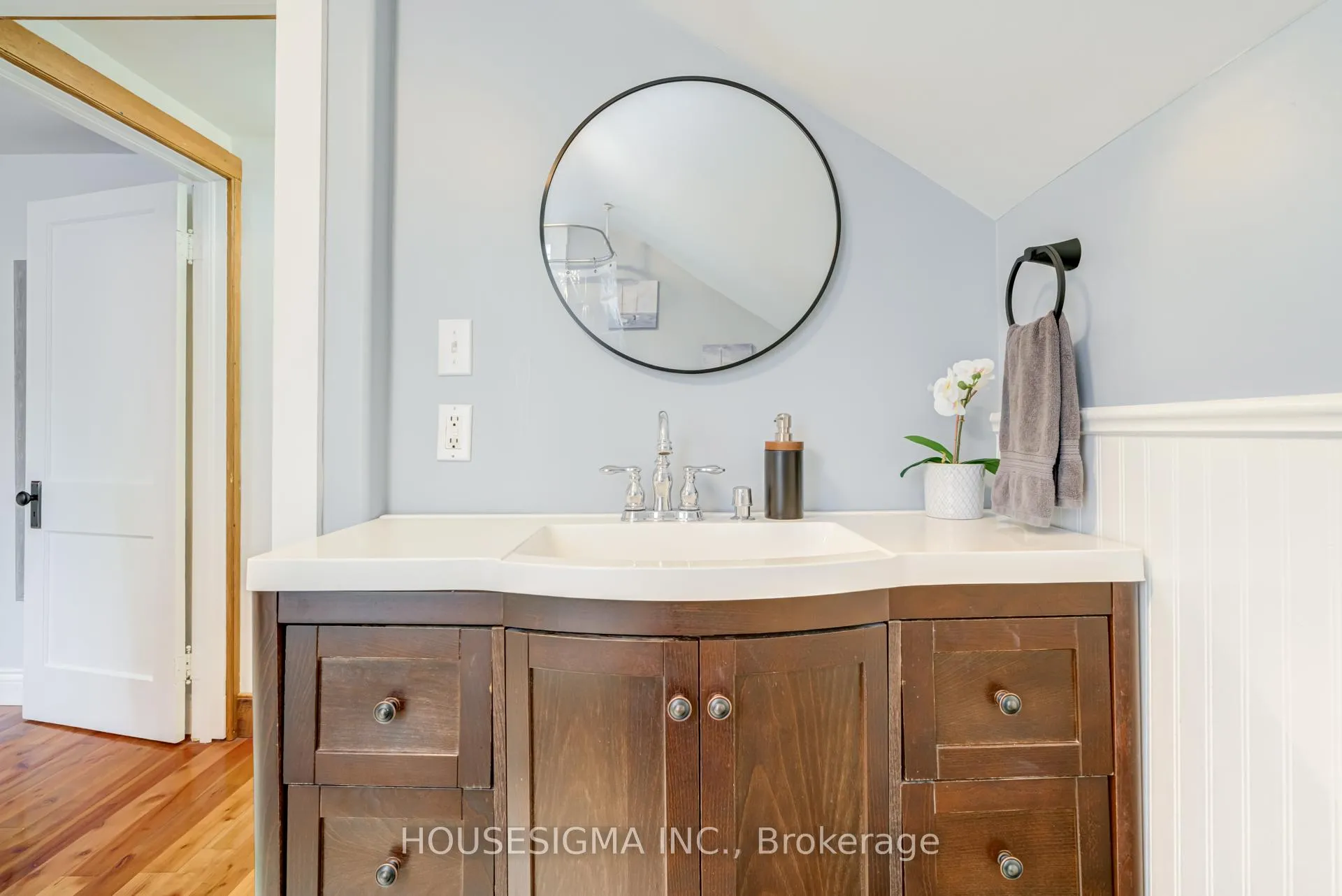 Photo 31 of 216 Second Avenue W, Shelburne — HOMEH
