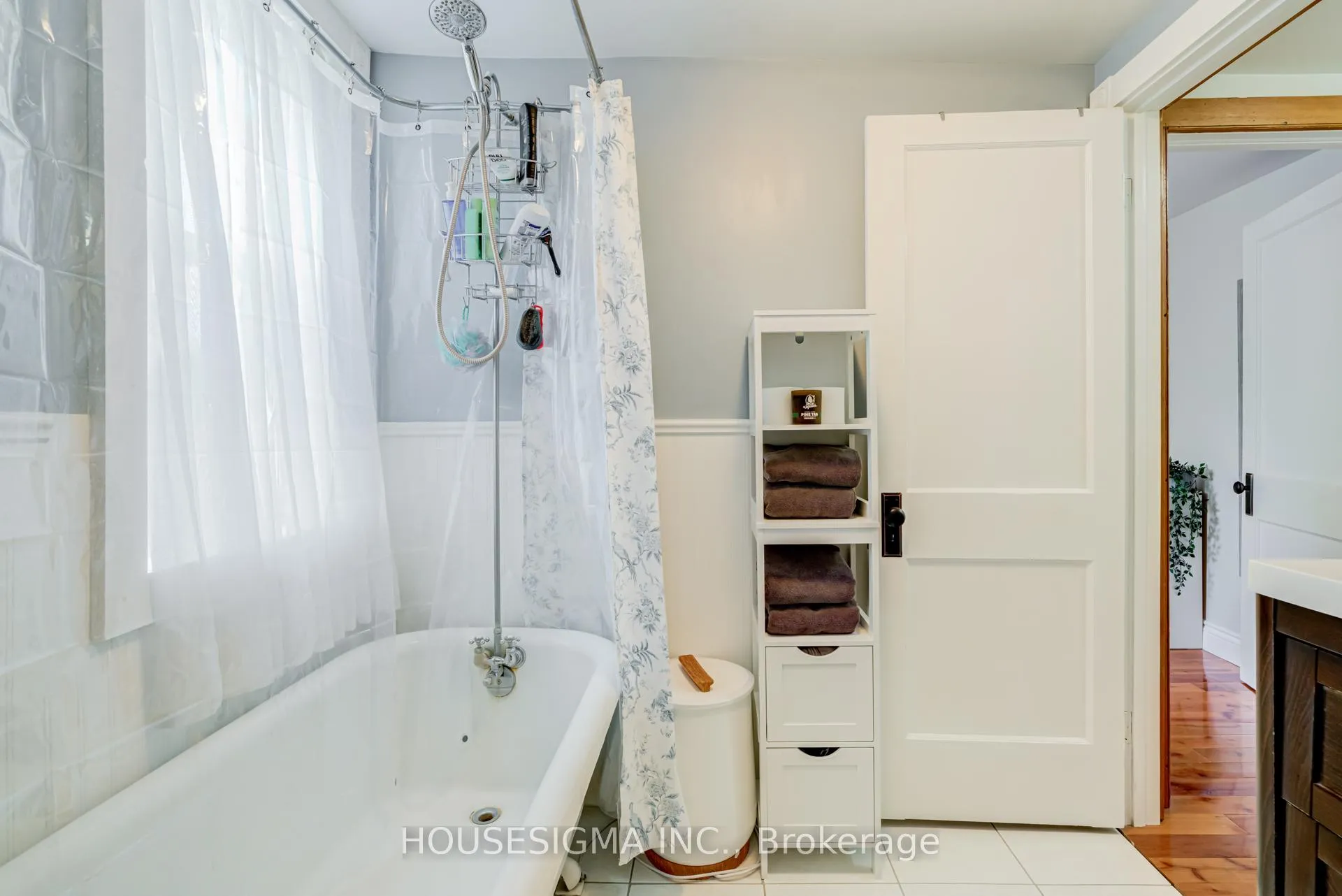 Photo 32 of 216 Second Avenue W, Shelburne — HOMEH