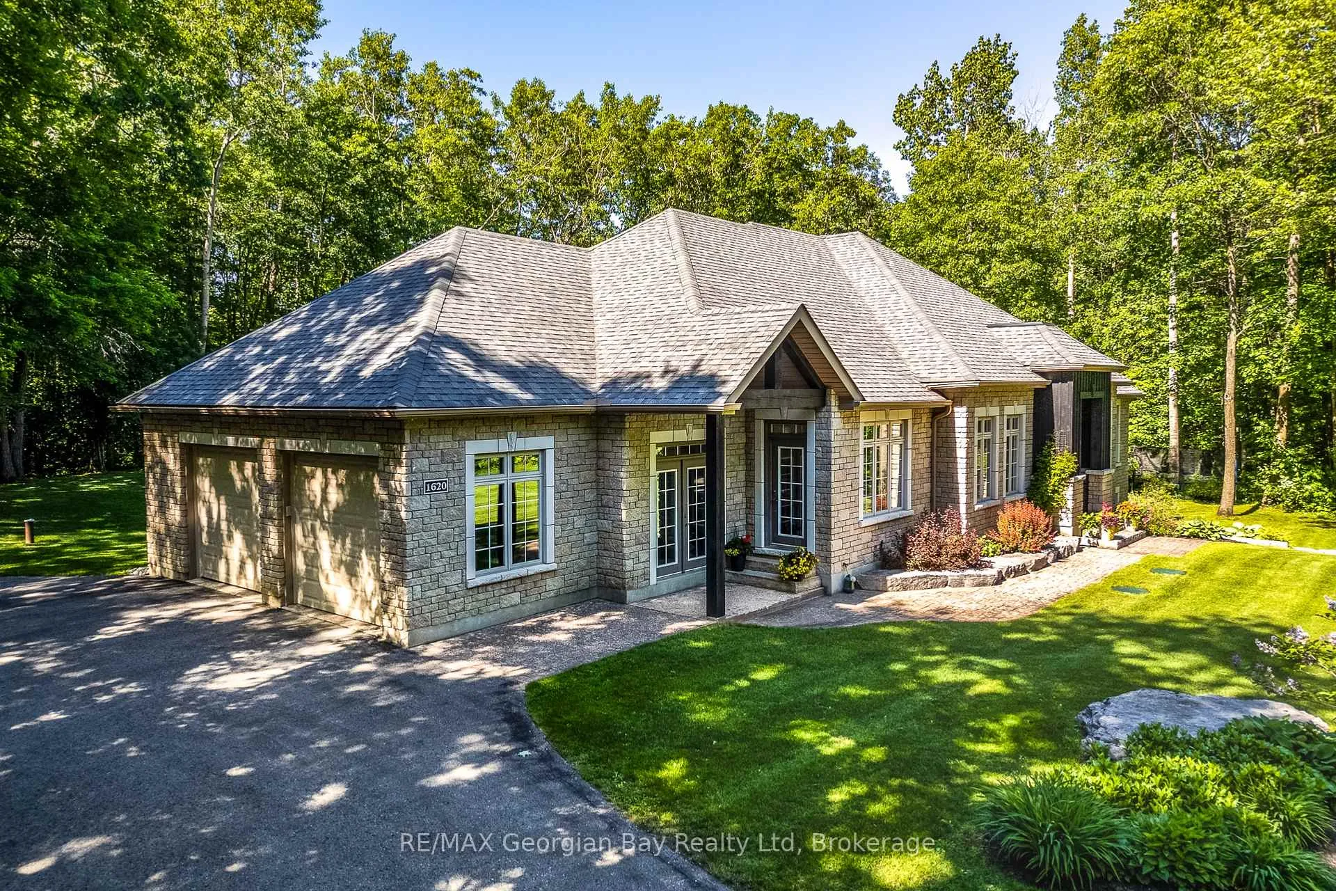 Photo 2 of 1620 Golf Link Road, Midland — HOMEH