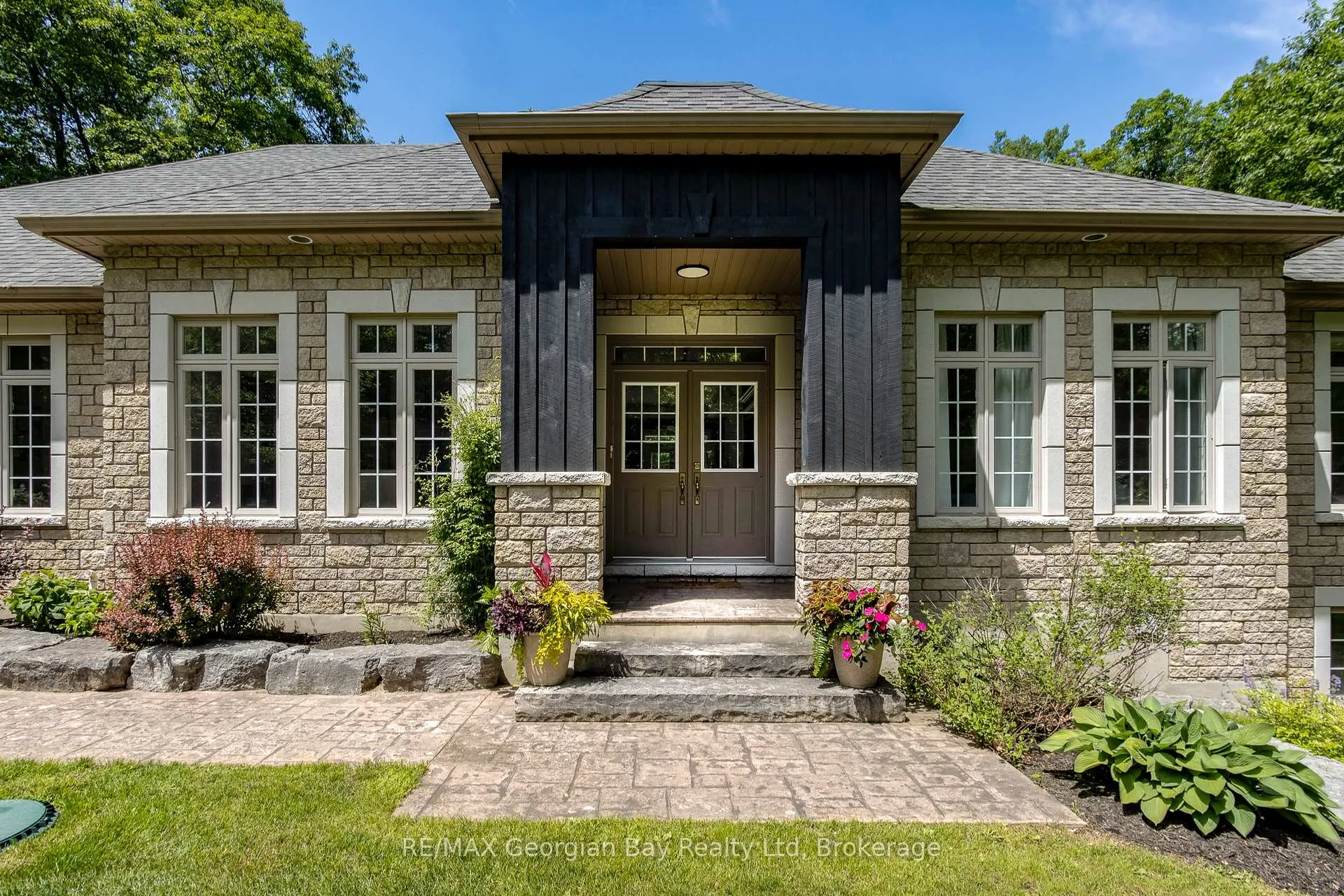 Photo 4 of 1620 Golf Link Road, Midland — HOMEH