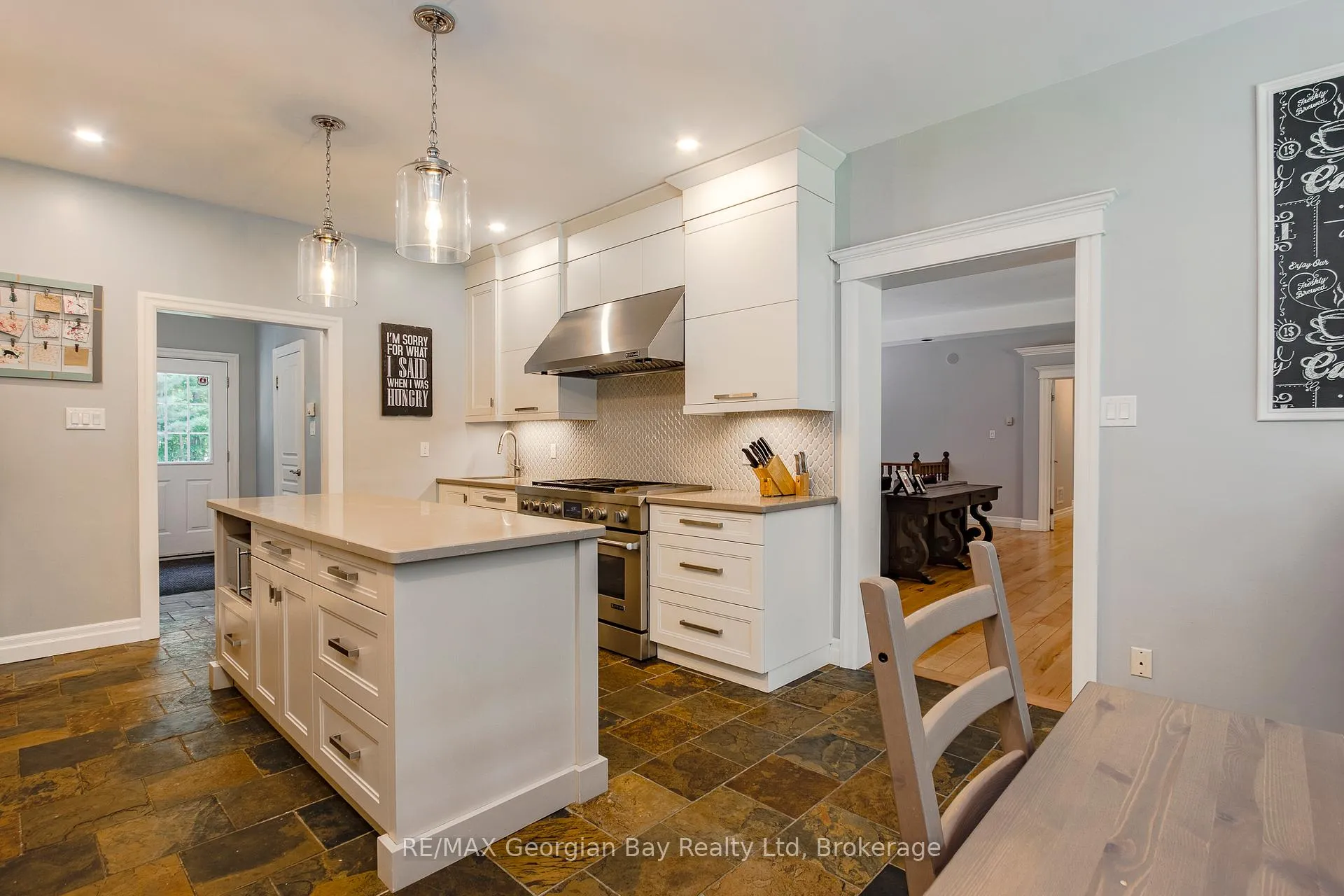 Photo 14 of 1620 Golf Link Road, Midland — HOMEH