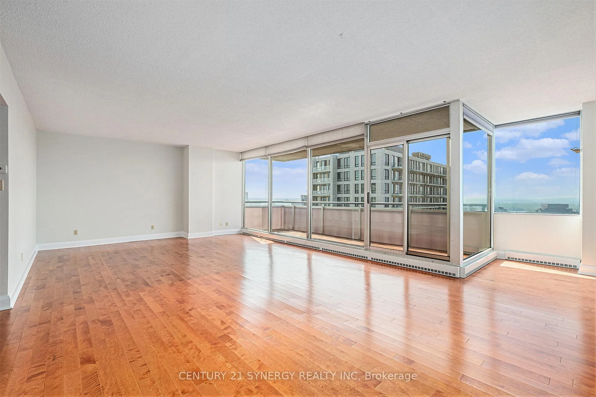 Photo 6 of Unit 2202, 160 George Street, Ottawa, Lower Town/Byward Market — HOMEH