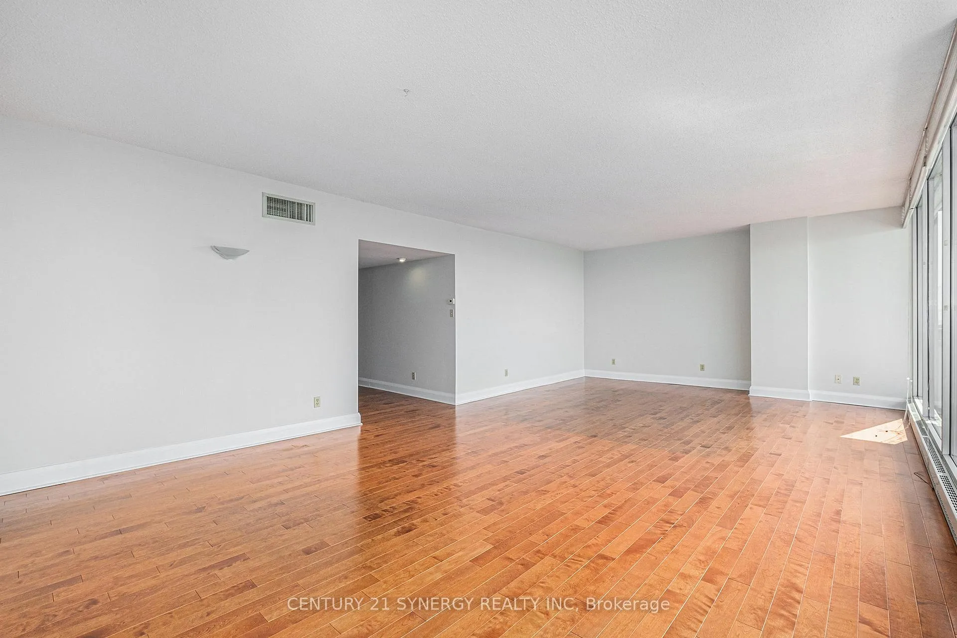 Photo 8 of Unit 2202, 160 George Street, Ottawa, Lower Town/Byward Market — HOMEH