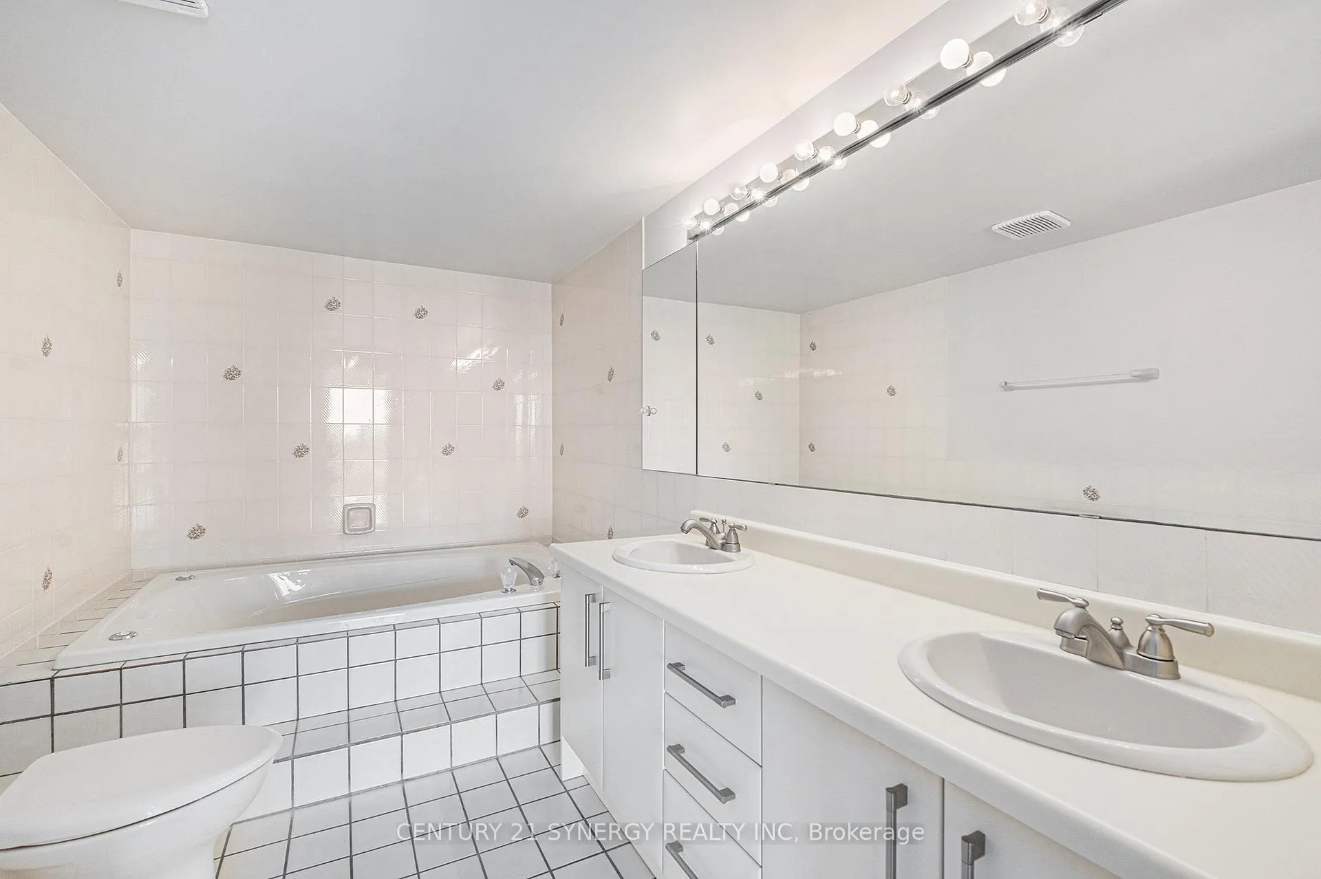 Photo 20 of Unit 2202, 160 George Street, Ottawa, Lower Town/Byward Market — HOMEH