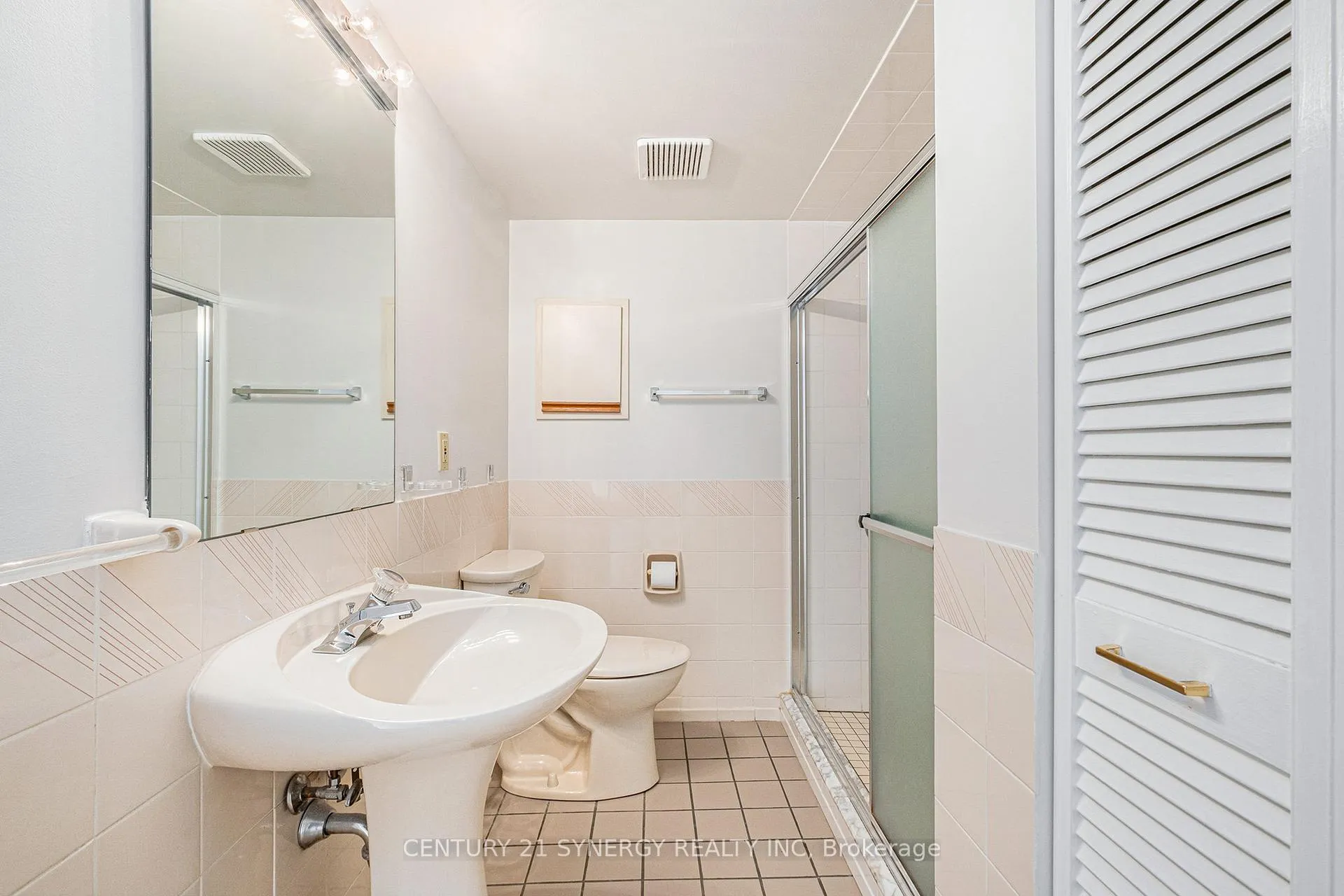 Photo 23 of Unit 2202, 160 George Street, Ottawa, Lower Town/Byward Market — HOMEH
