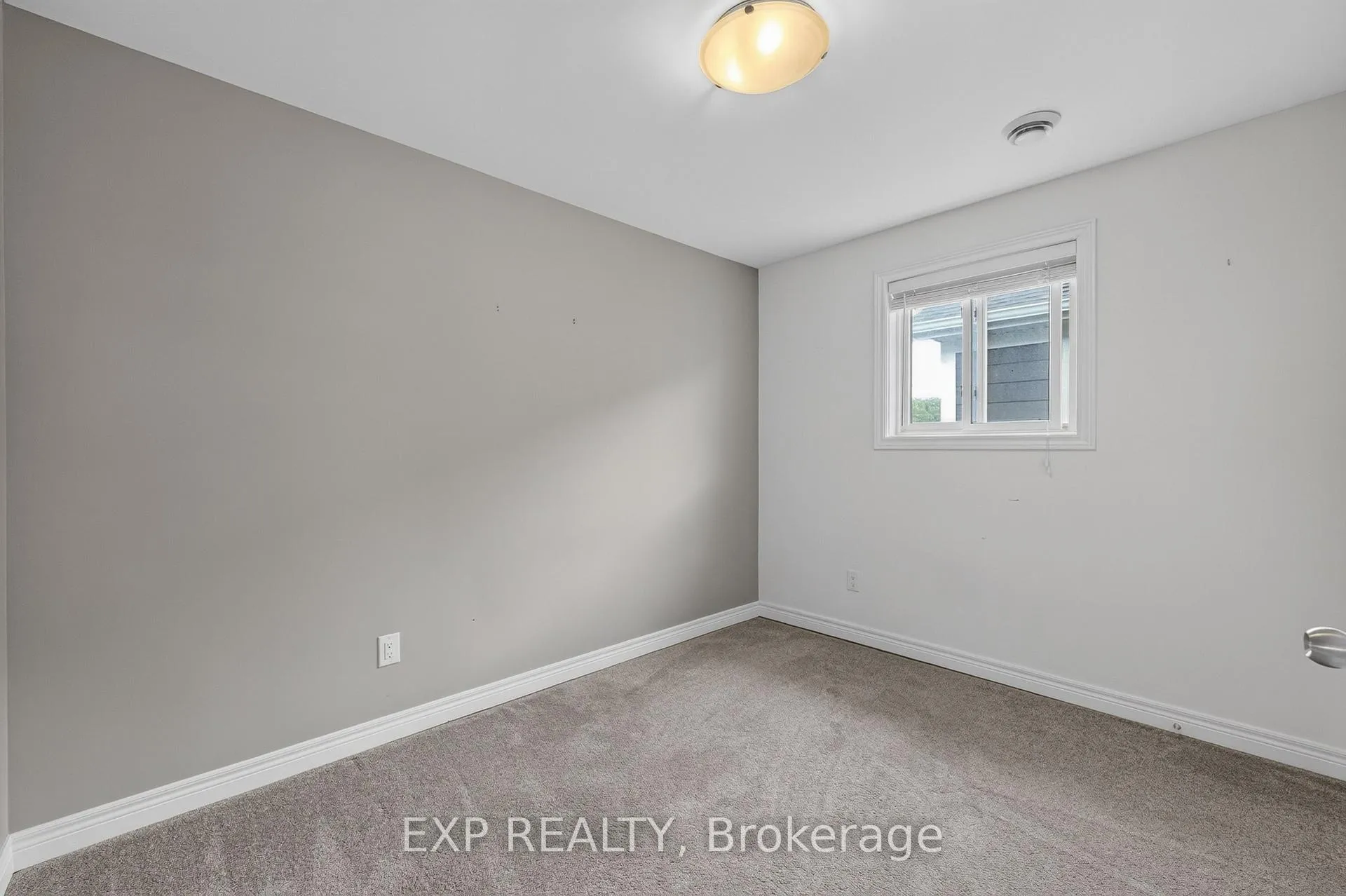 Photo 18 of 4 Kirk Street, St. Catharines, Western Hill — HOMEH