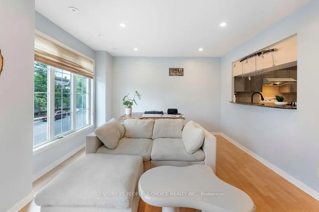 Photo 8 of Unit 308, 3 Everson Drive, North York, Willowdale East — HOMEH