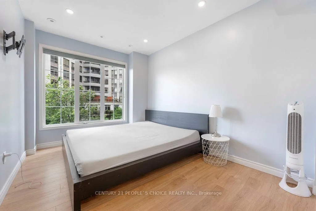 Photo 18 of Unit 308, 3 Everson Drive, North York, Willowdale East — HOMEH