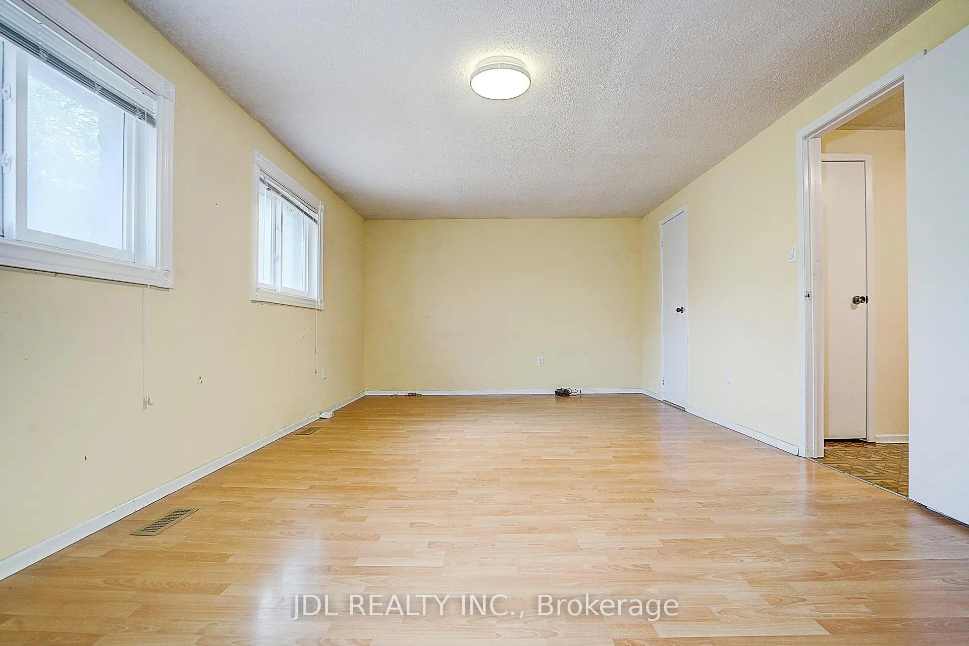 Photo 25 of 54 Providence Crescent, Markham, Milliken Mills West — HOMEH
