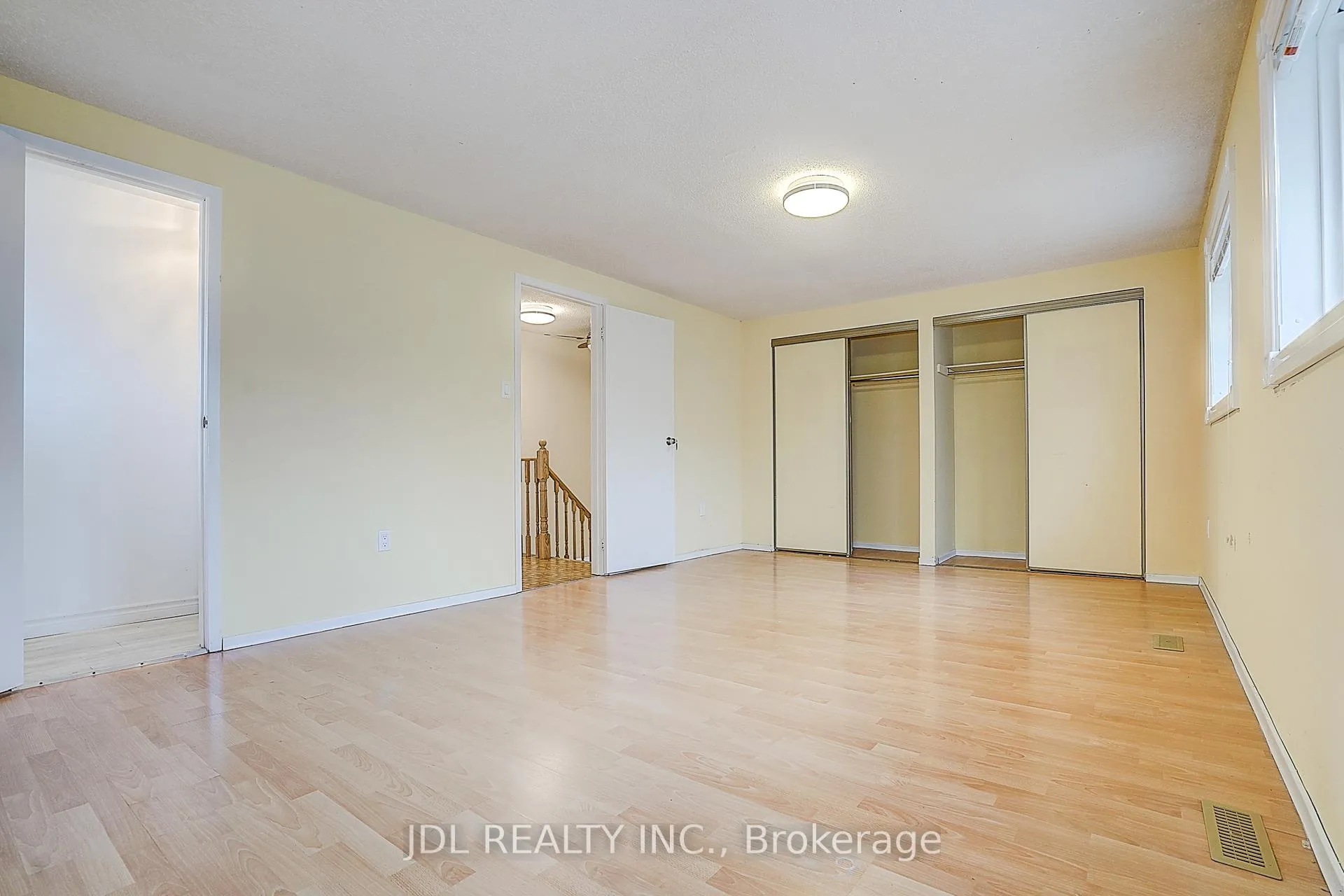 Photo 27 of 54 Providence Crescent, Markham, Milliken Mills West — HOMEH