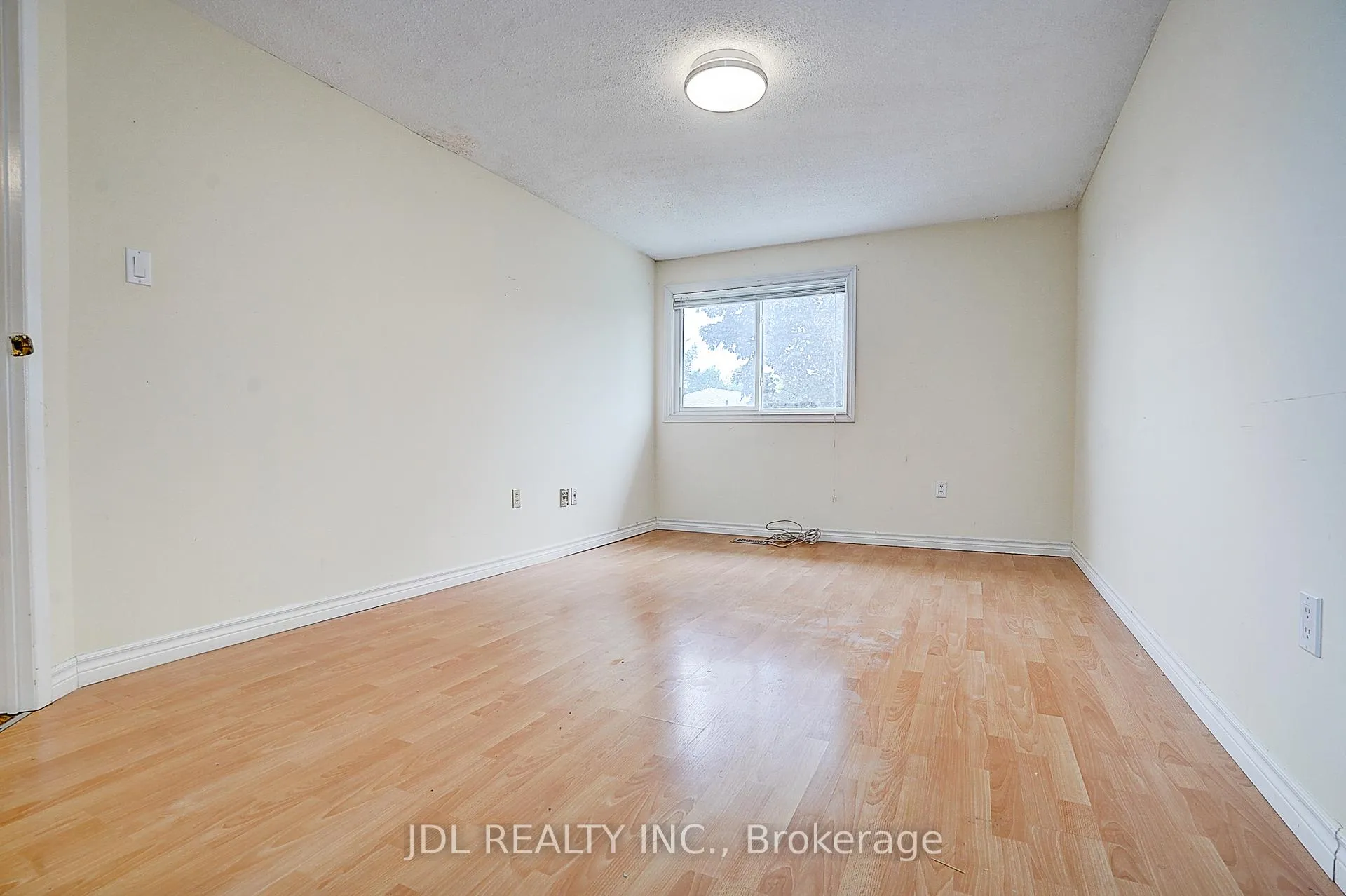Photo 30 of 54 Providence Crescent, Markham, Milliken Mills West — HOMEH
