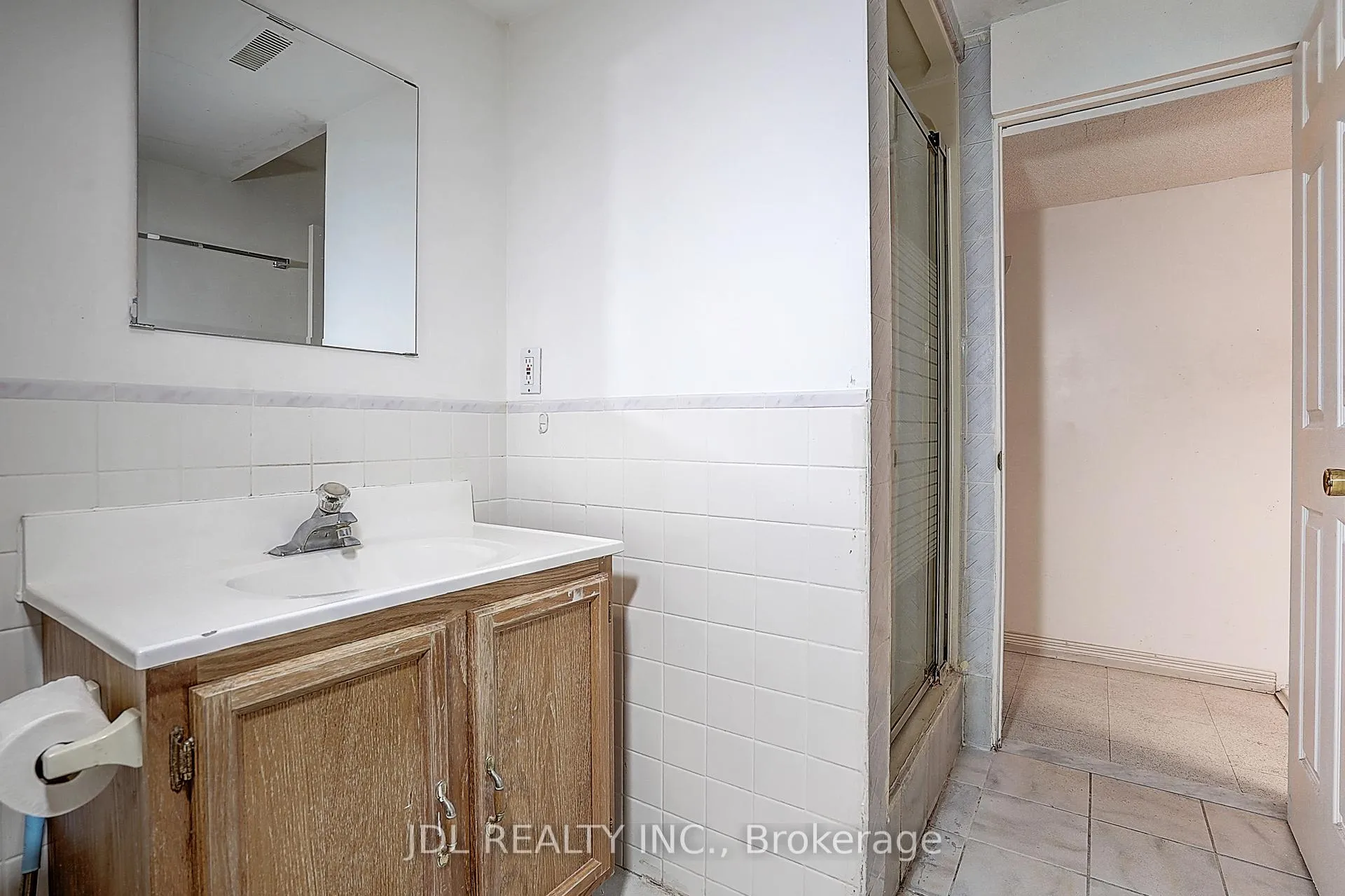 Photo 40 of 54 Providence Crescent, Markham, Milliken Mills West — HOMEH