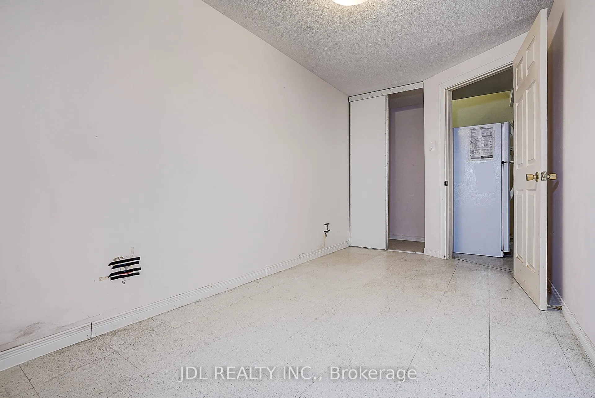 Photo 46 of 54 Providence Crescent, Markham, Milliken Mills West — HOMEH