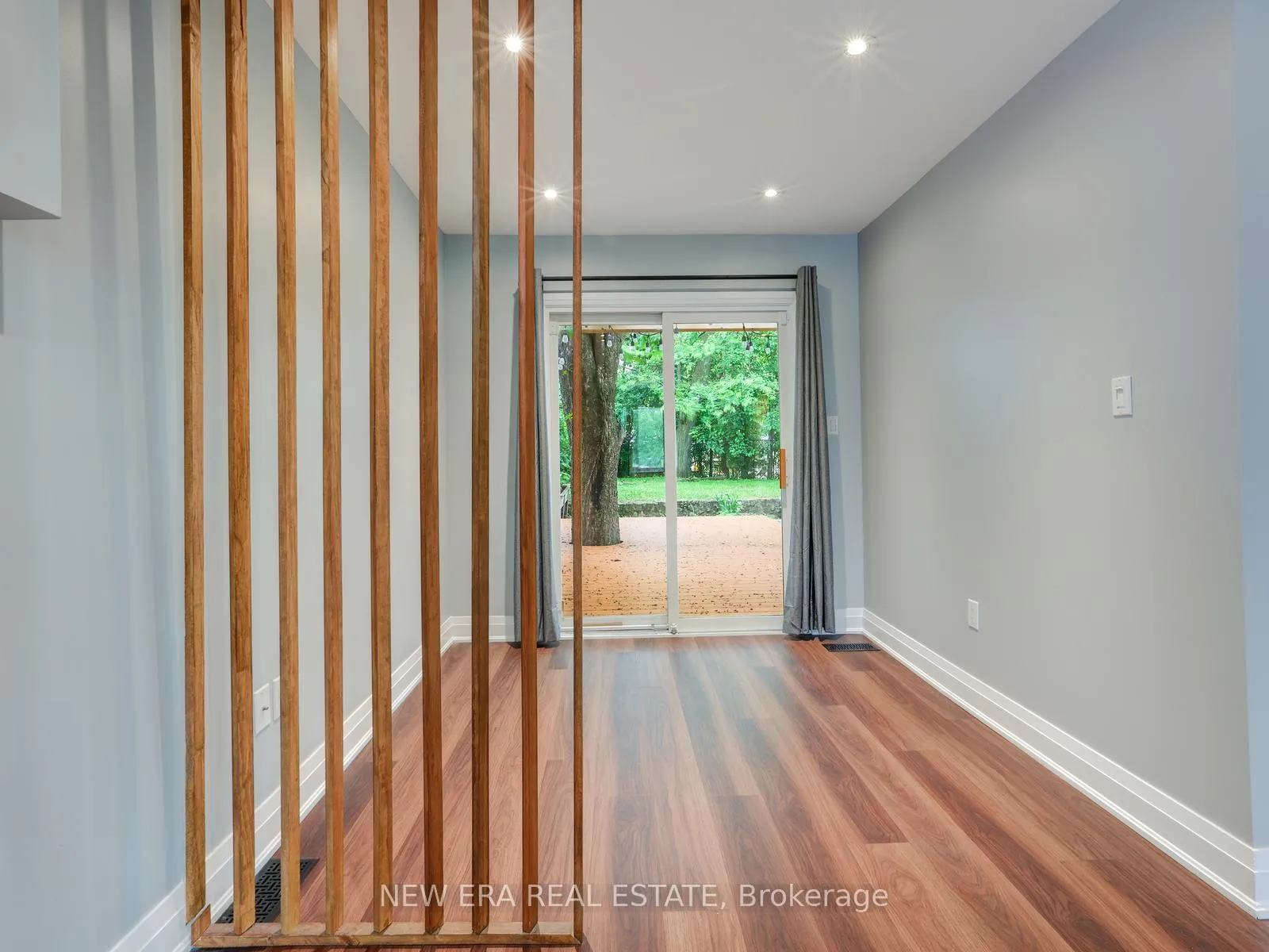 Photo 16 of 219 Lancaster Street W, Kitchener, Fairfield — HOMEH