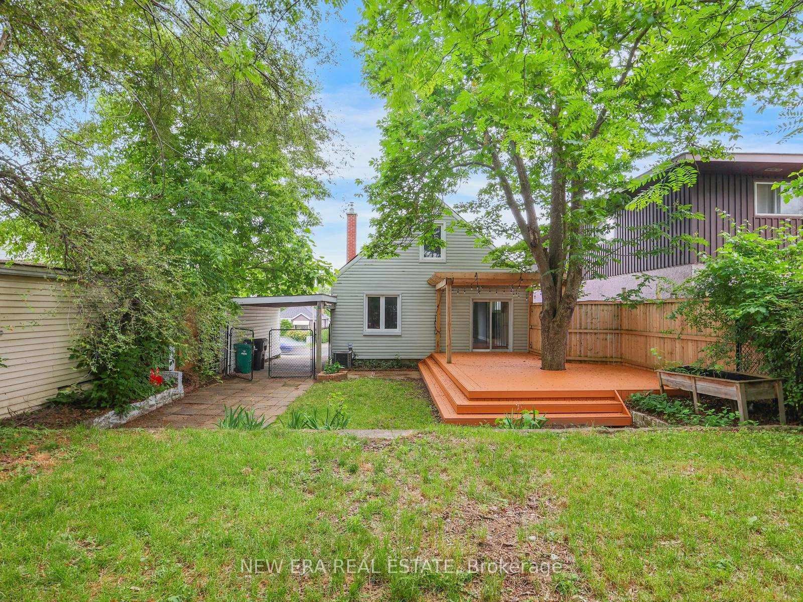 Photo 46 of 219 Lancaster Street W, Kitchener, Fairfield — HOMEH