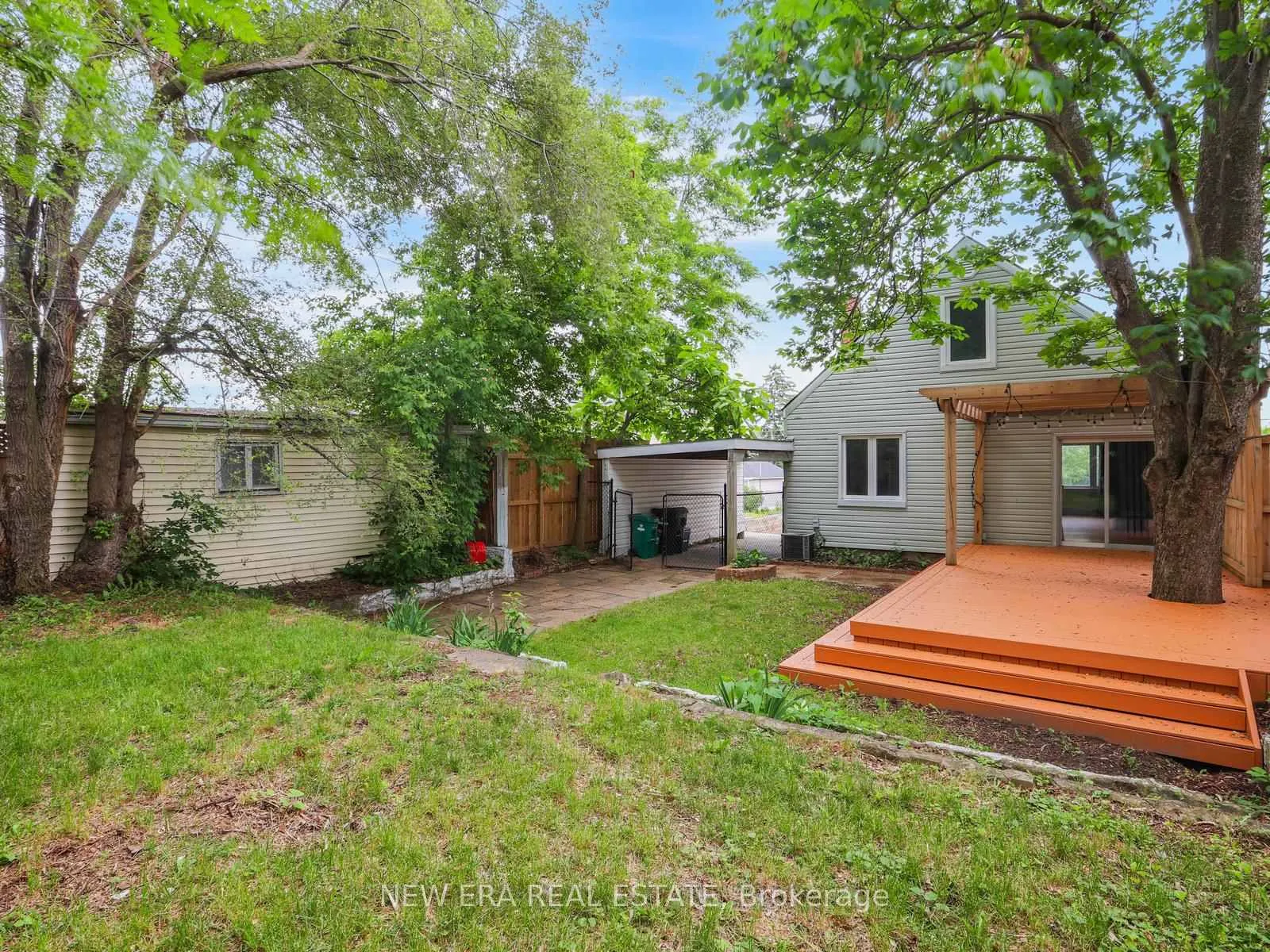 Photo 48 of 219 Lancaster Street W, Kitchener, Fairfield — HOMEH