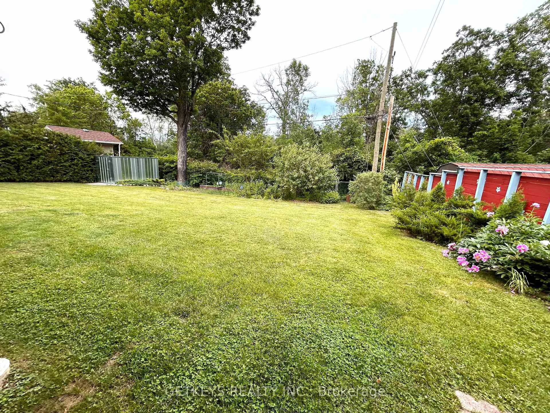 Photo 20 of 49 King George Crescent, Quinte West, Sidney Ward — HOMEH