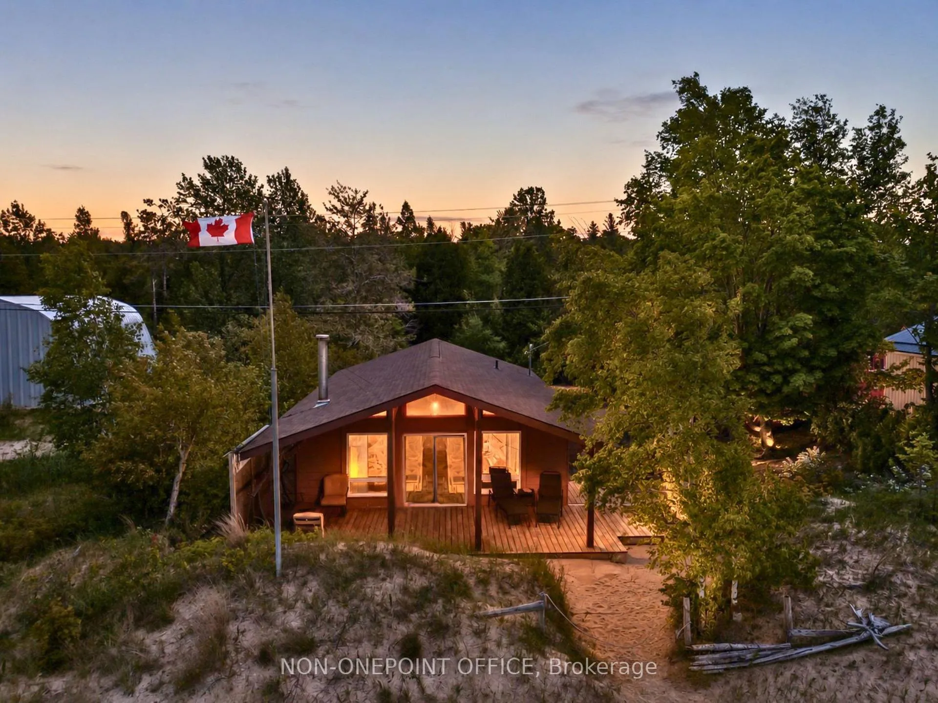 Photo 1 of 64 20th Street S, Brampton, Fletcher's Creek Village — HOMEH