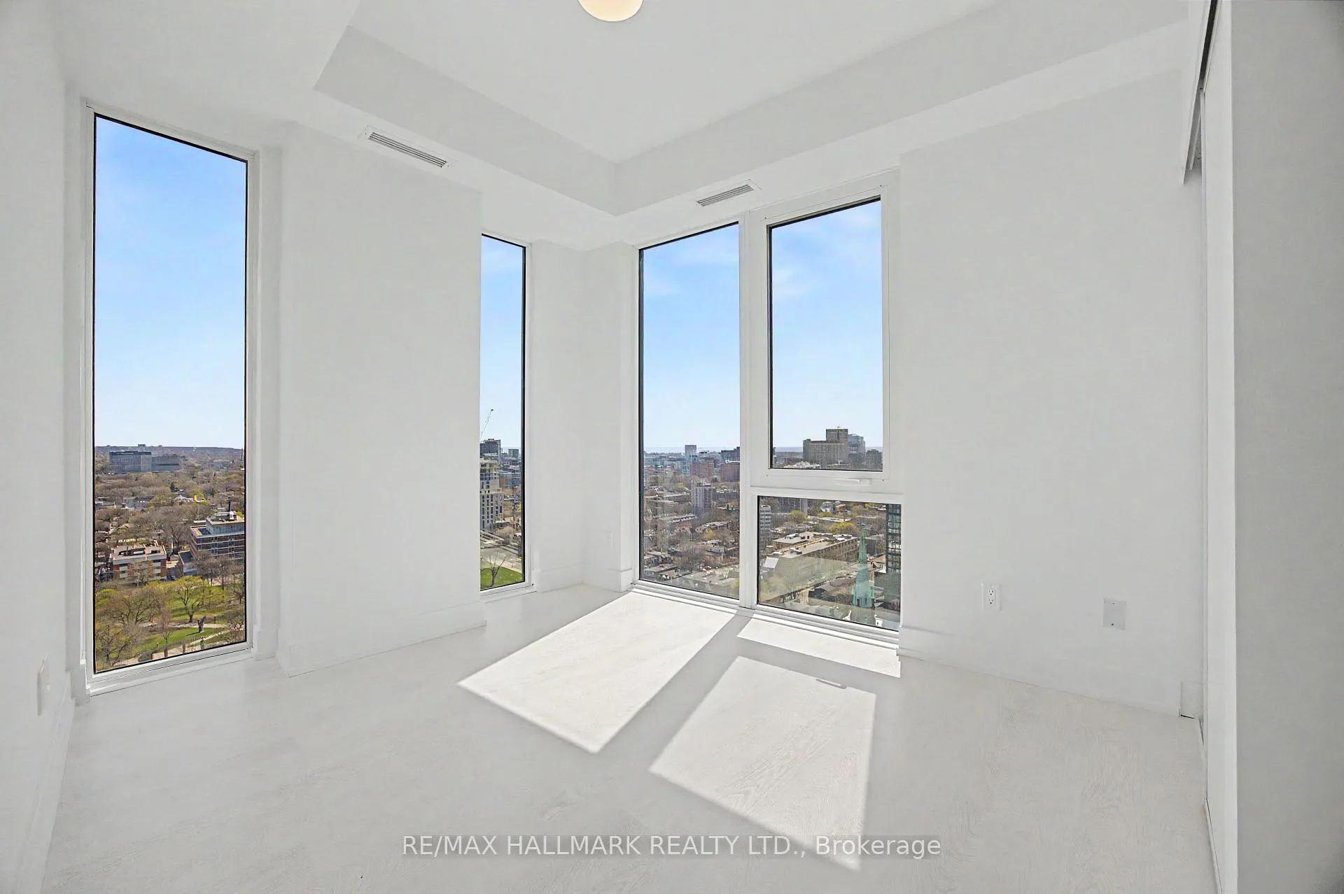 Photo 6 of Unit 2312, 308 Jarvis Street, Toronto, Church-Yonge Corridor — HOMEH
