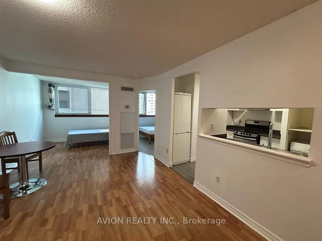 Photo 3 of Unit 1214, 1055 Bay Street, Toronto, Bay Street Corridor — HOMEH